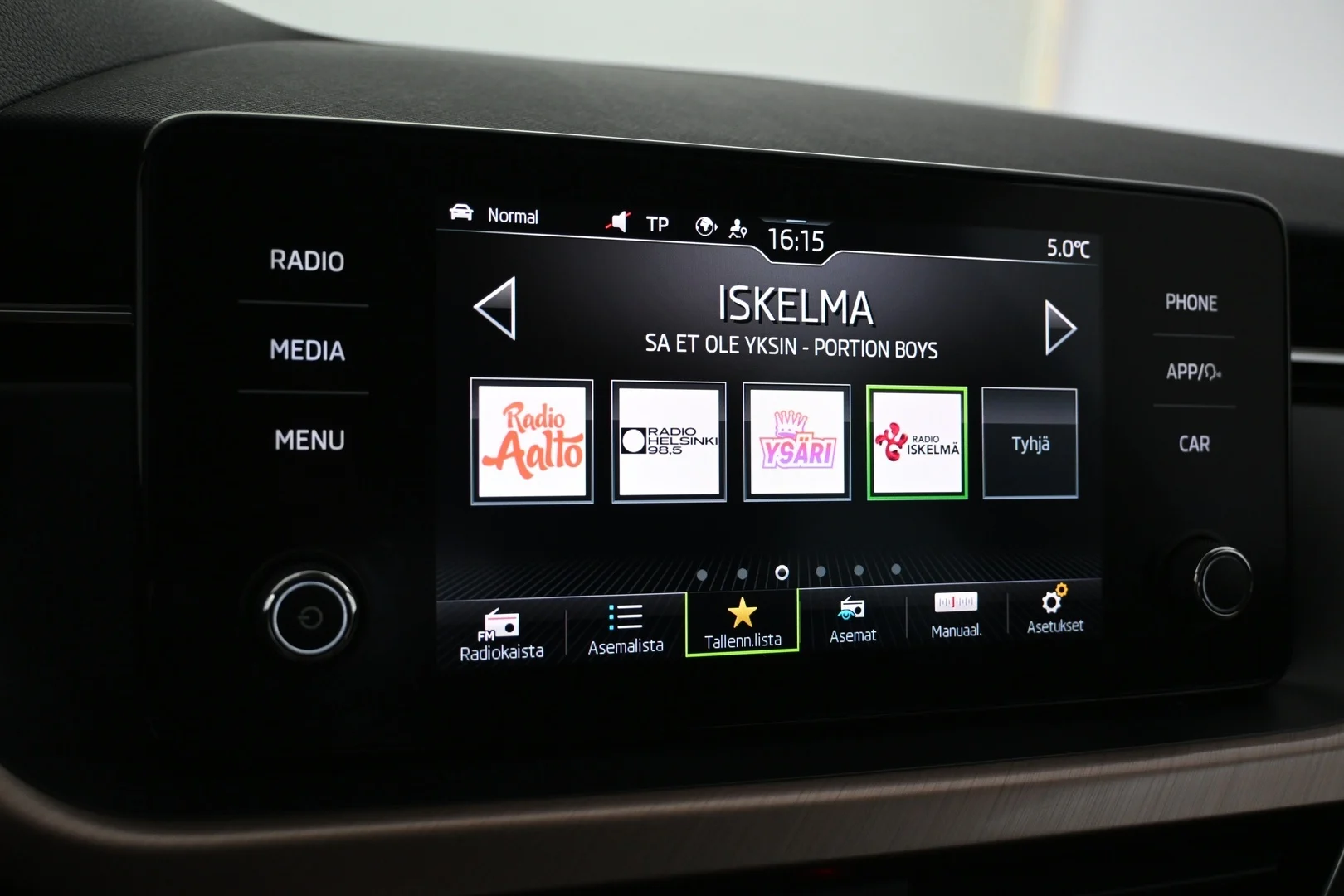 Car Image - 6wuz9agQHbUrJeLhYX3zCP