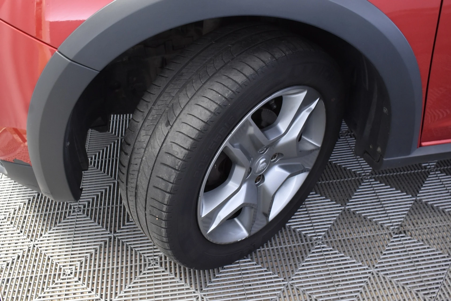 Car Image - 3bhREa7WNVLkTbmf6lcTWj