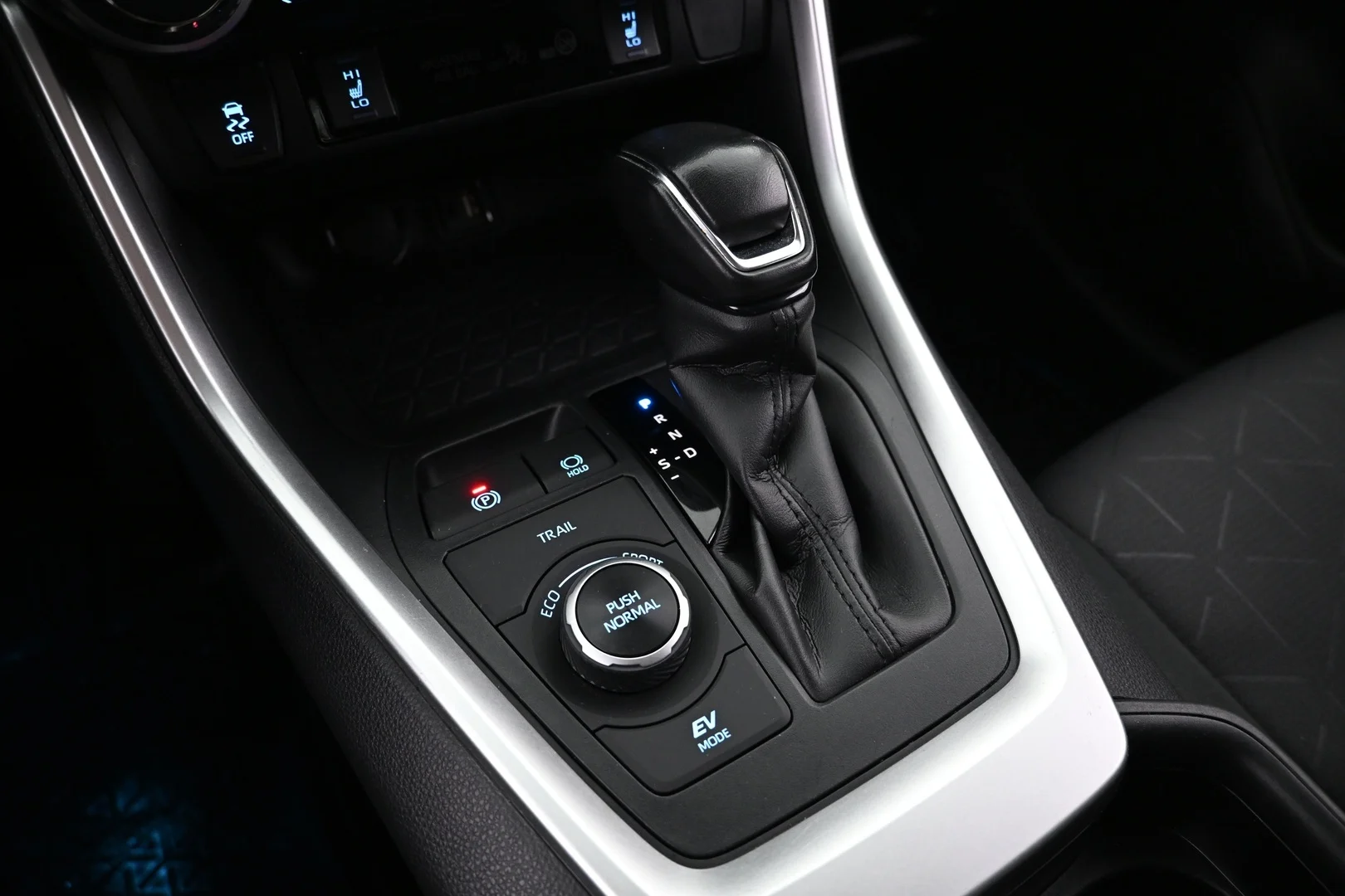 Car Image - 5FxuQfnGjoICGYp8atZTqY