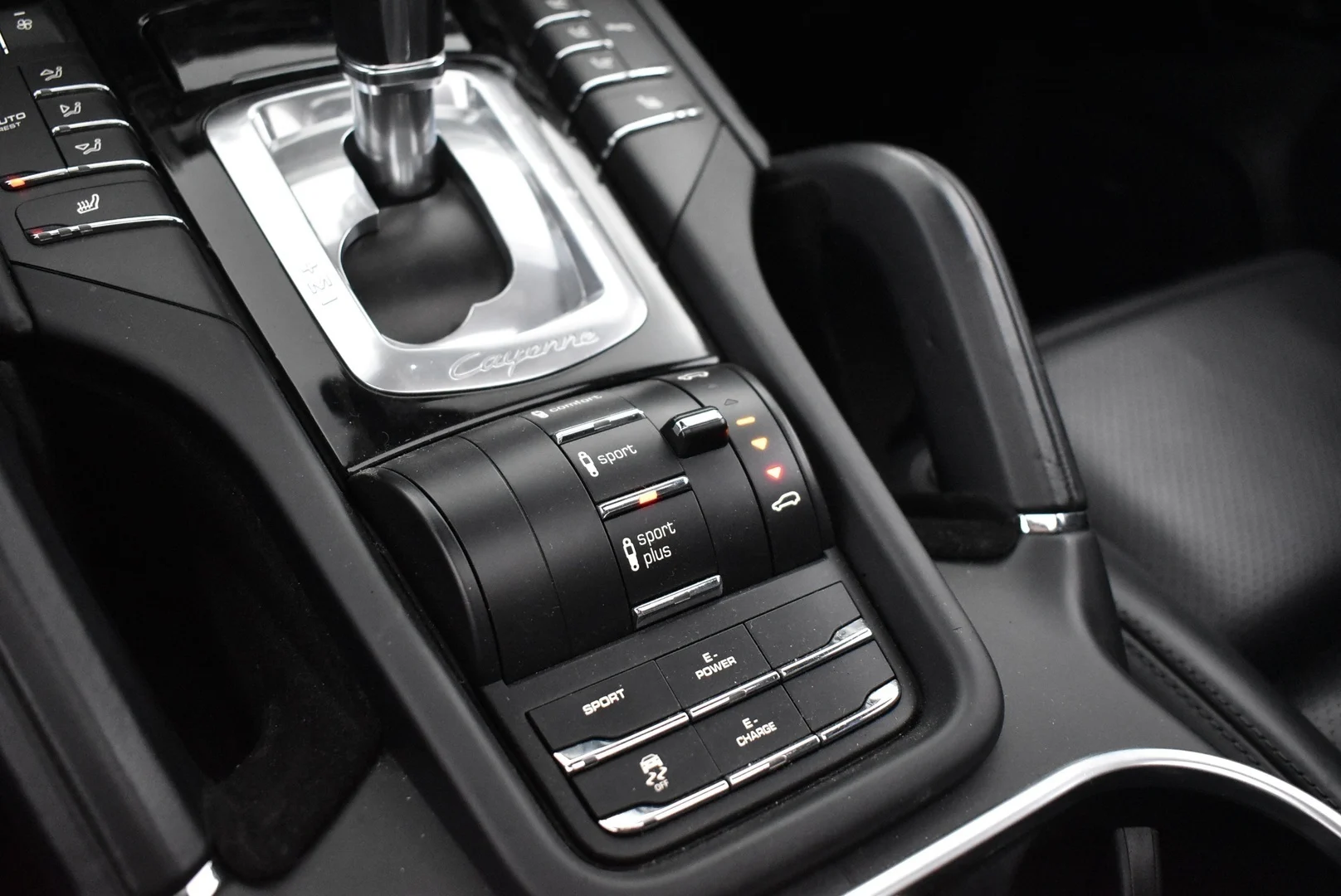 Car Image - 4FcRMq1unO6dHuZE8J4DjC