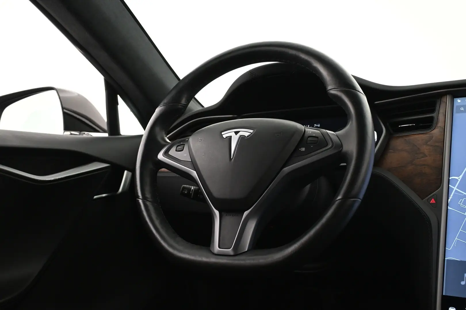 Car Image - 2dj1F4G8sml8fz7s1LkcyZ