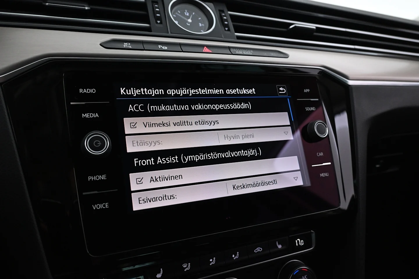 Car Image - 1FBi9mCdycl7sjD6C6FxyT