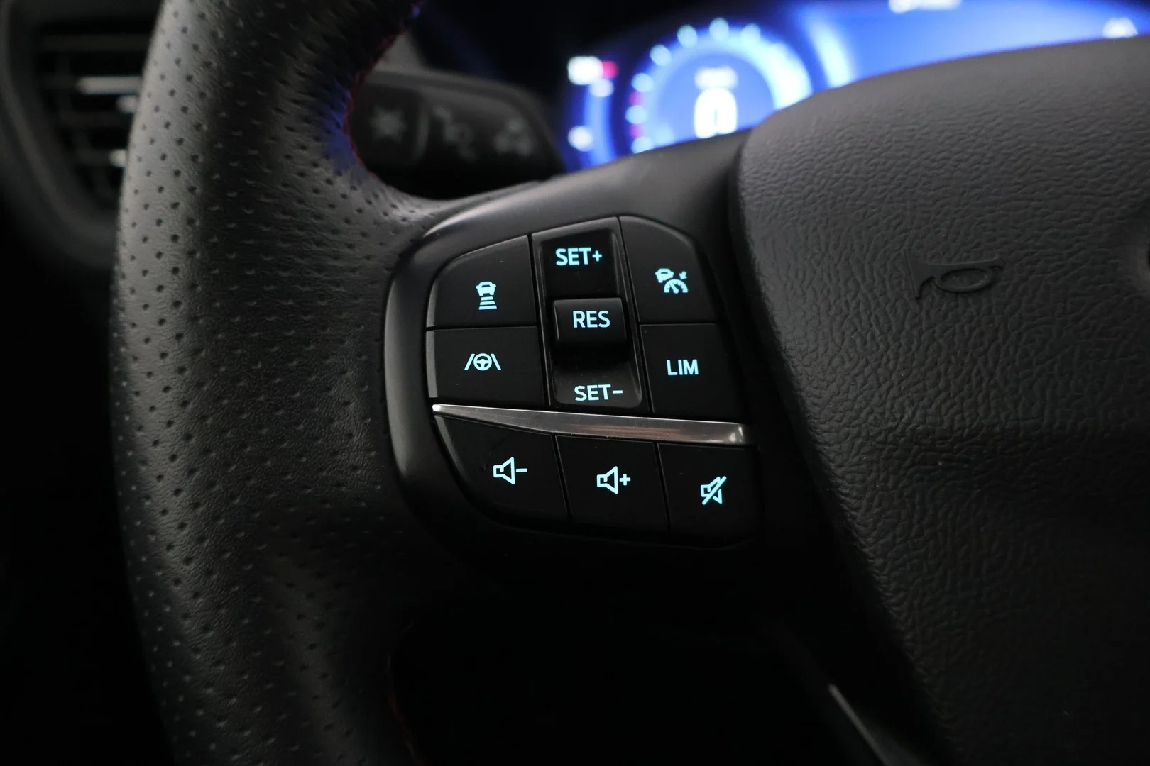 Car Image - JCiQcPJ7Qs1WlvgVR2L30