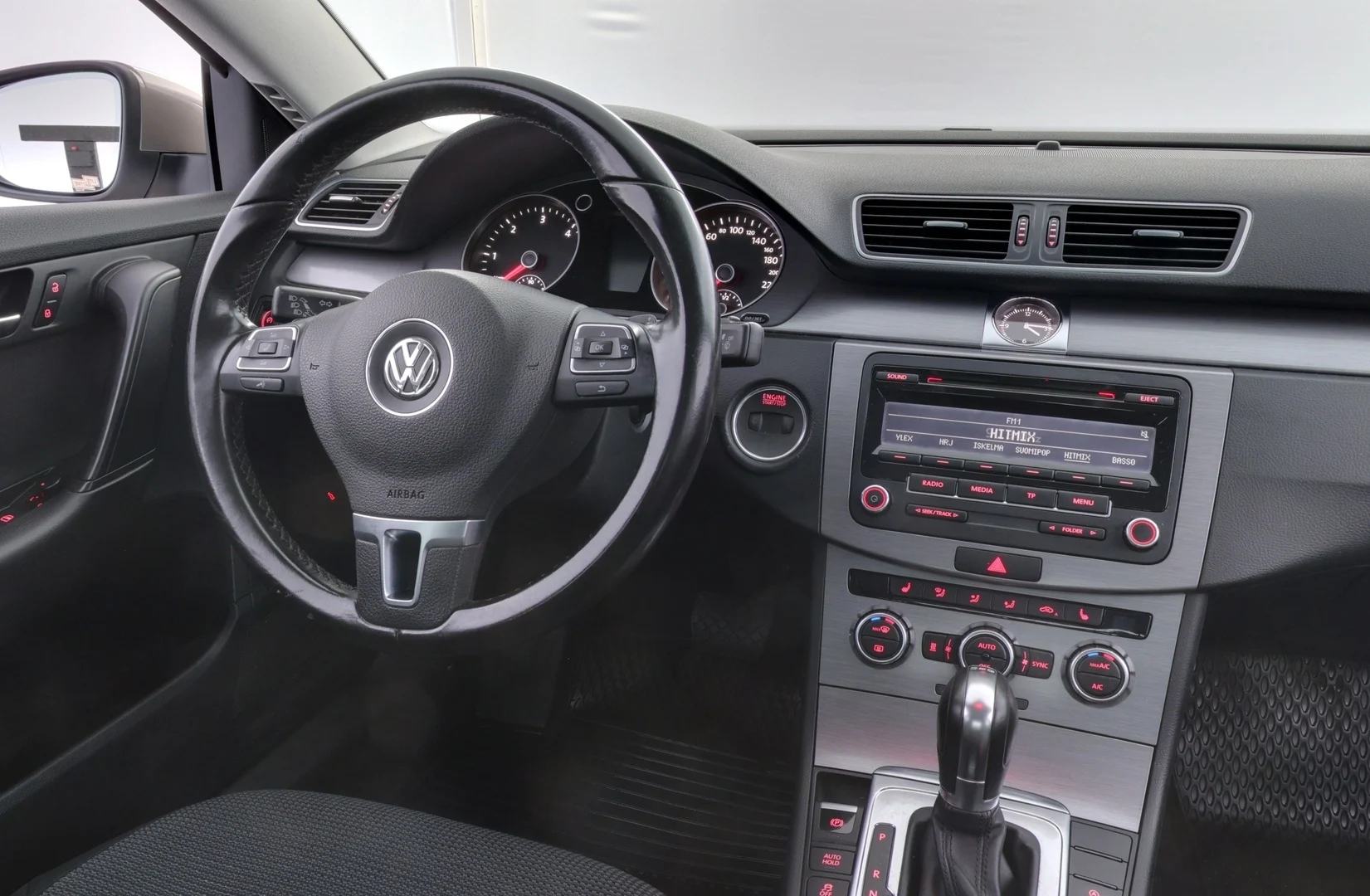 Car Image - 6O05LrKUUIFE8aZ01B2iI9