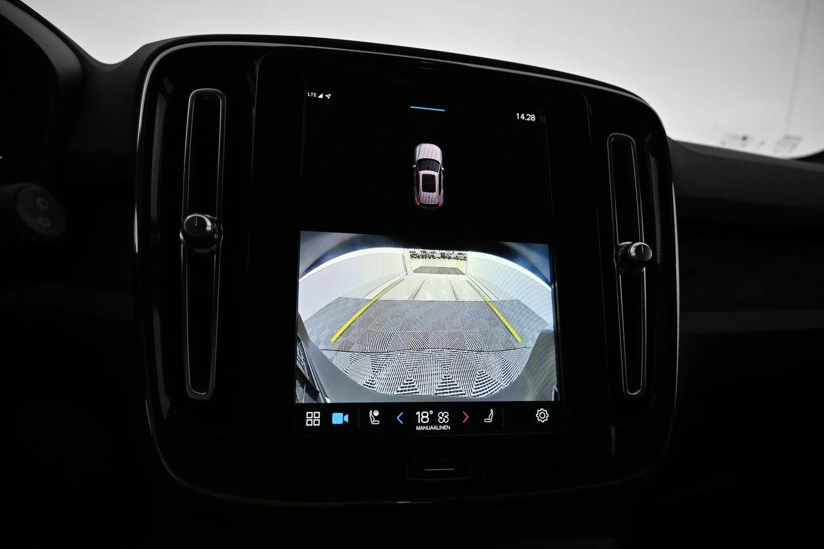 Car Image - 1MhH1MH9aZtXLNHkskARSn