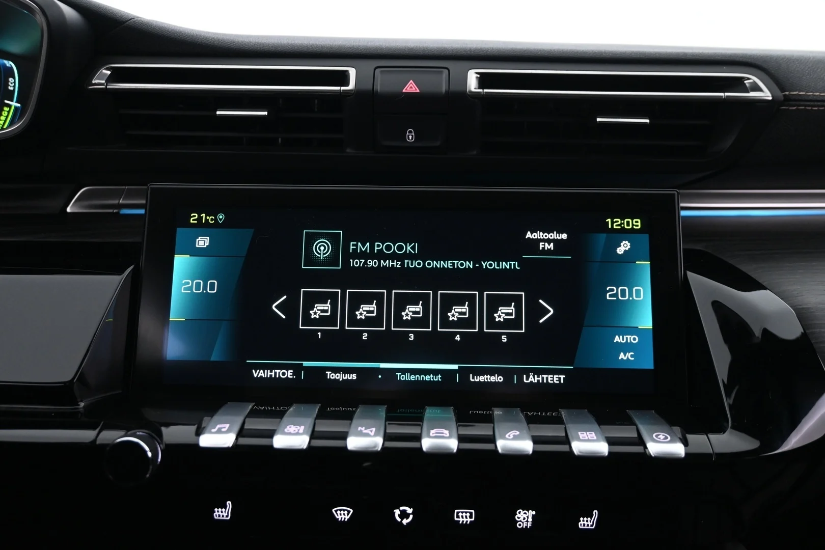 Car Image - pPglQ8675fvRtxNwjdOy8