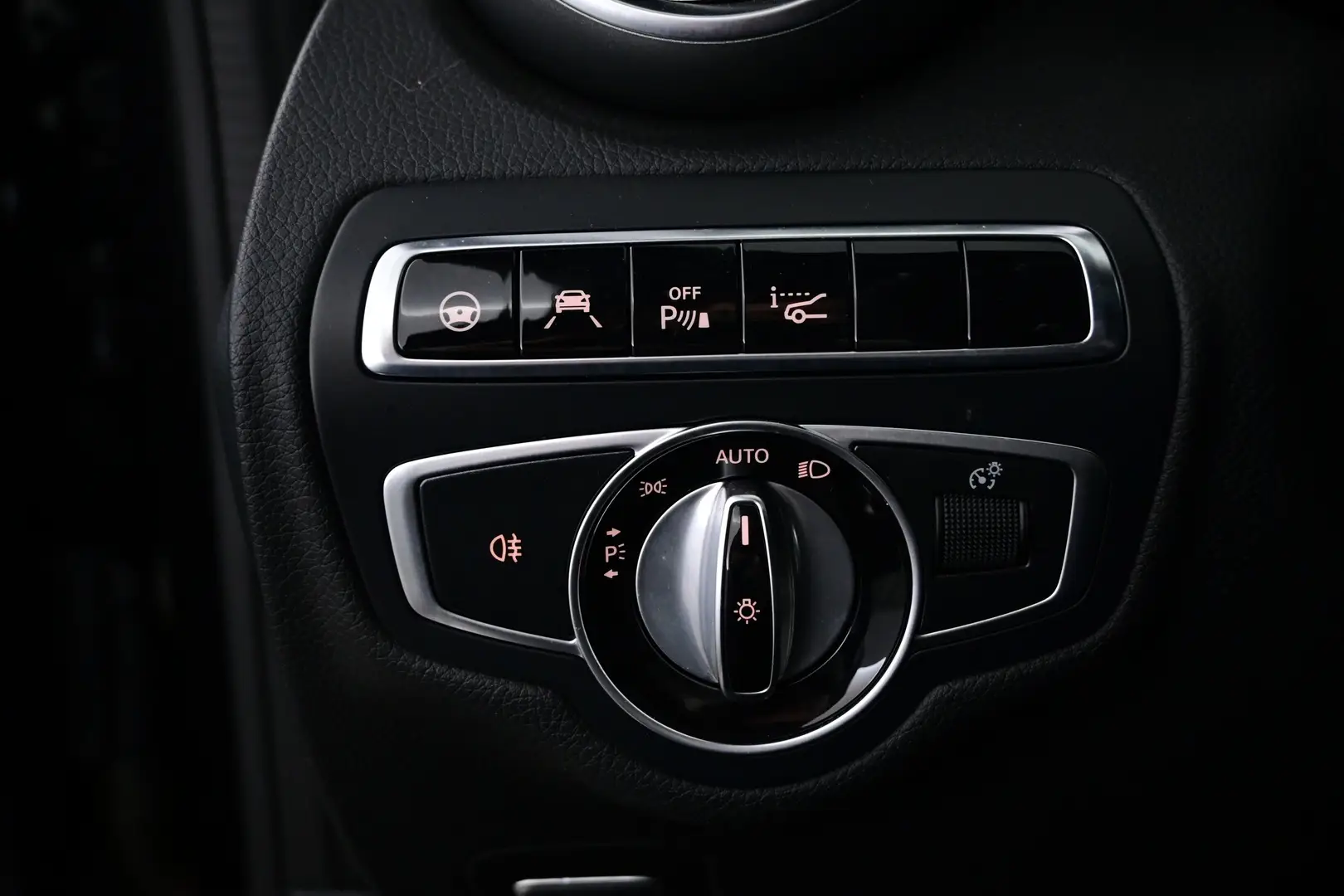 Car Image - 5UtzowFls2S3QdHfGVndjF