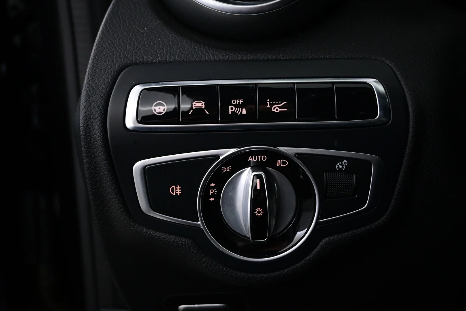 Car Image - 5UtzowFls2S3QdHfGVndjF