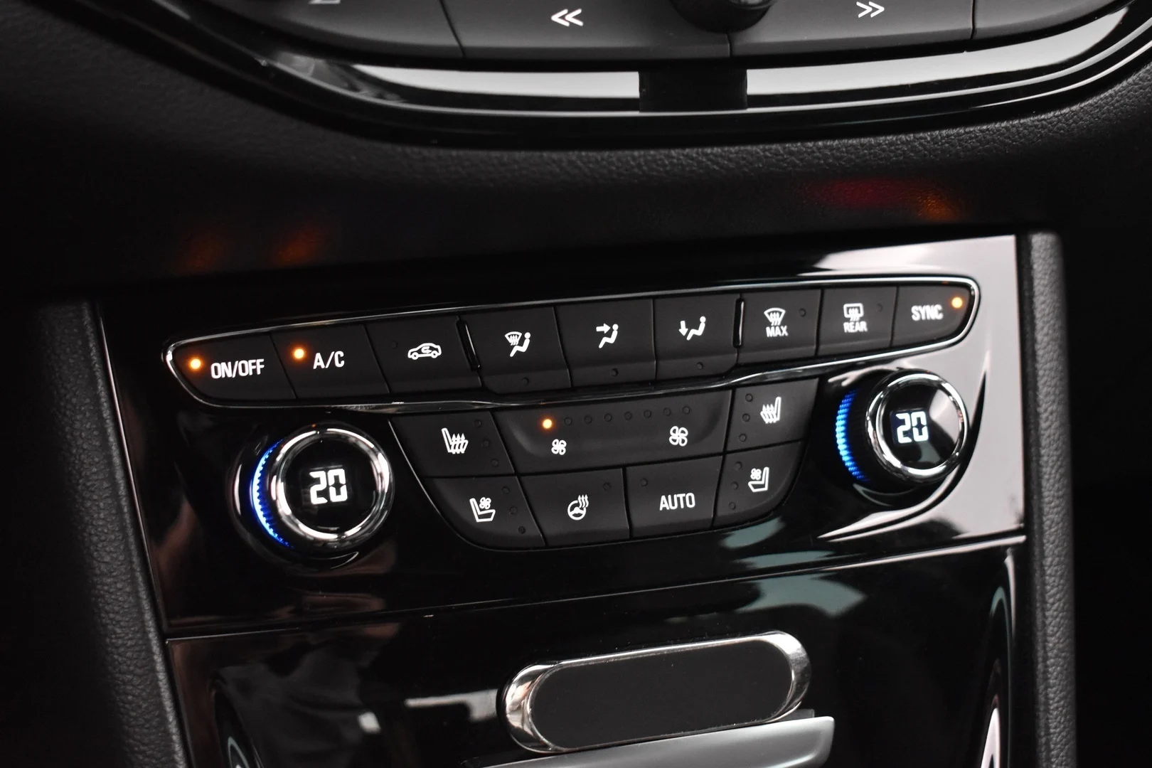 Car Image - 5Qaz0iWpk7TCxTdWqZaUm2