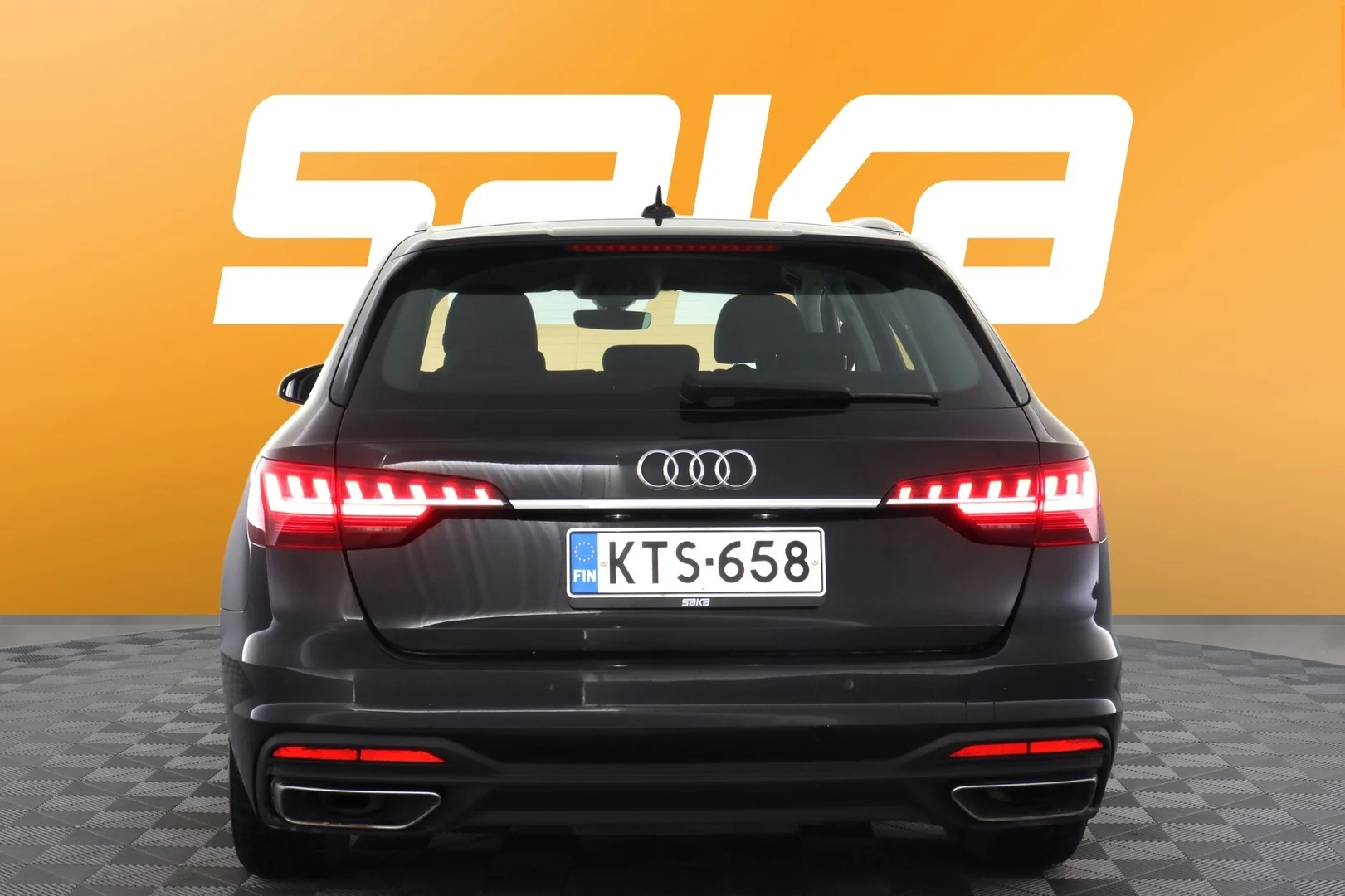 Car Image - 4JBB1tXMfyzzzG0c48Hqqy