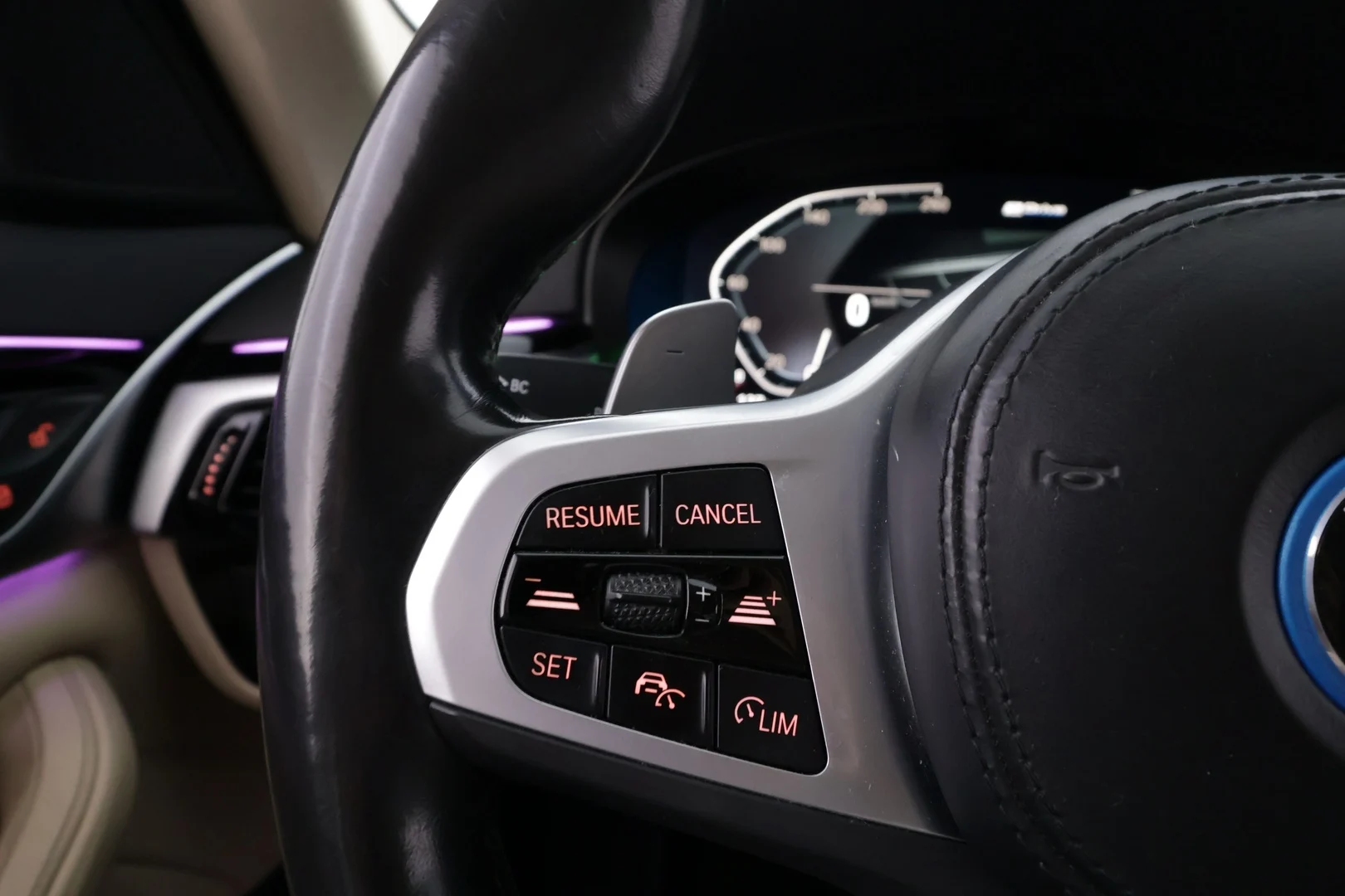 Car Image - 4mV1wydIL294n830EZvfUu