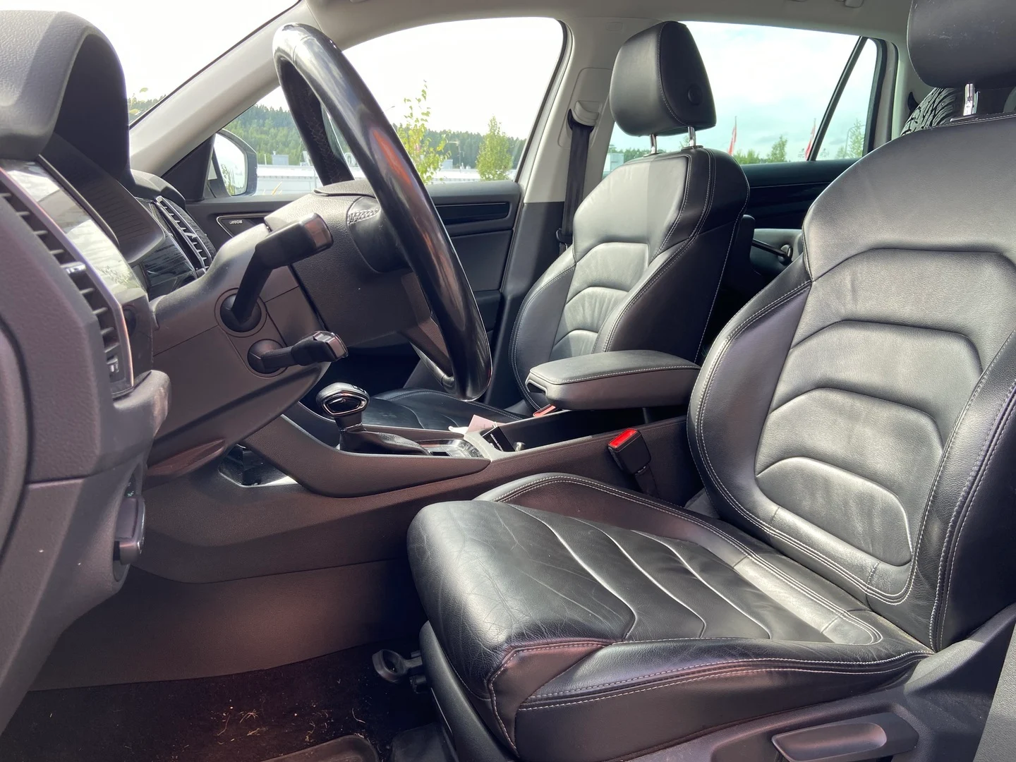 Car Image - 3cQlIvdsfP0PqiLPjKZQNy