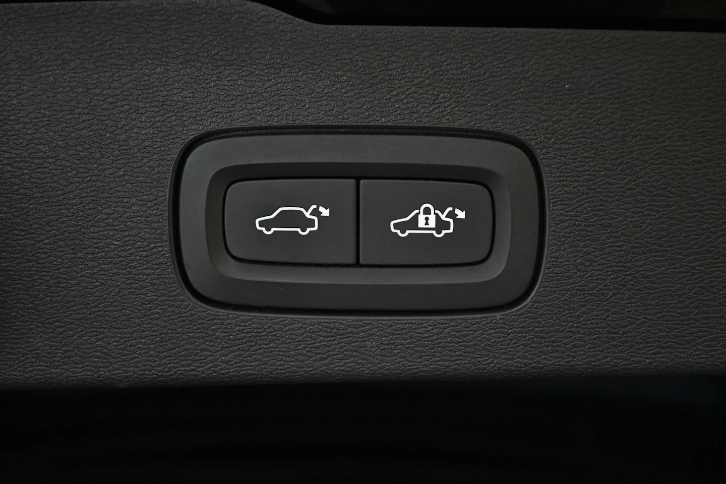 Car Image - 3SVxbfOh7HA7nkTtKdKJWR
