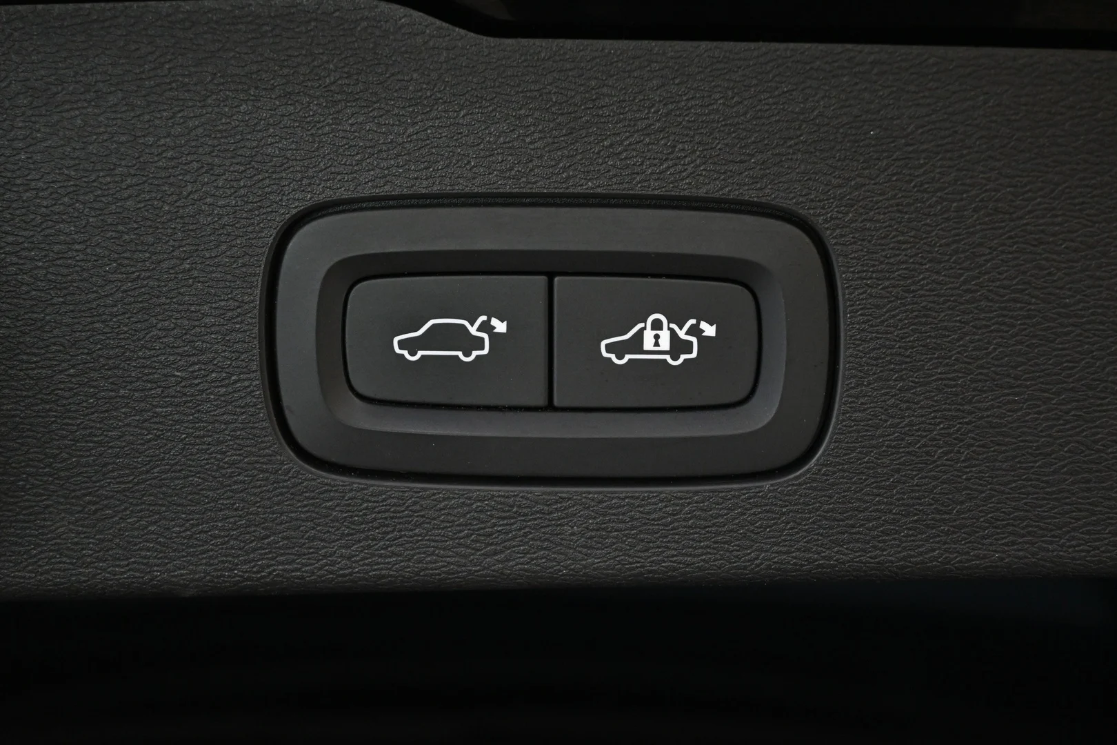 Car Image - 3SVxbfOh7HA7nkTtKdKJWR