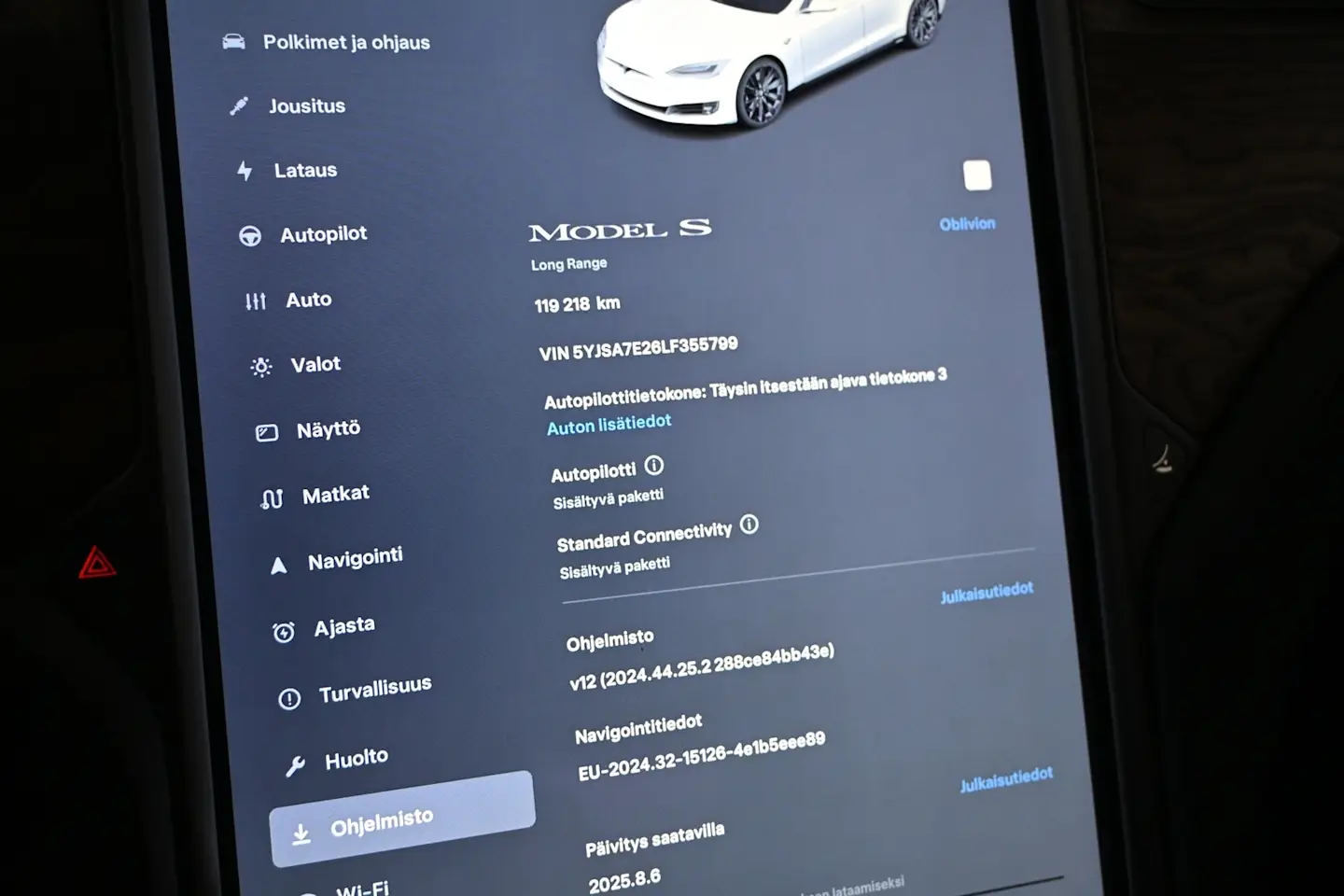 Car Image - 583G0ag8Vzekd8d5Lwxrlg