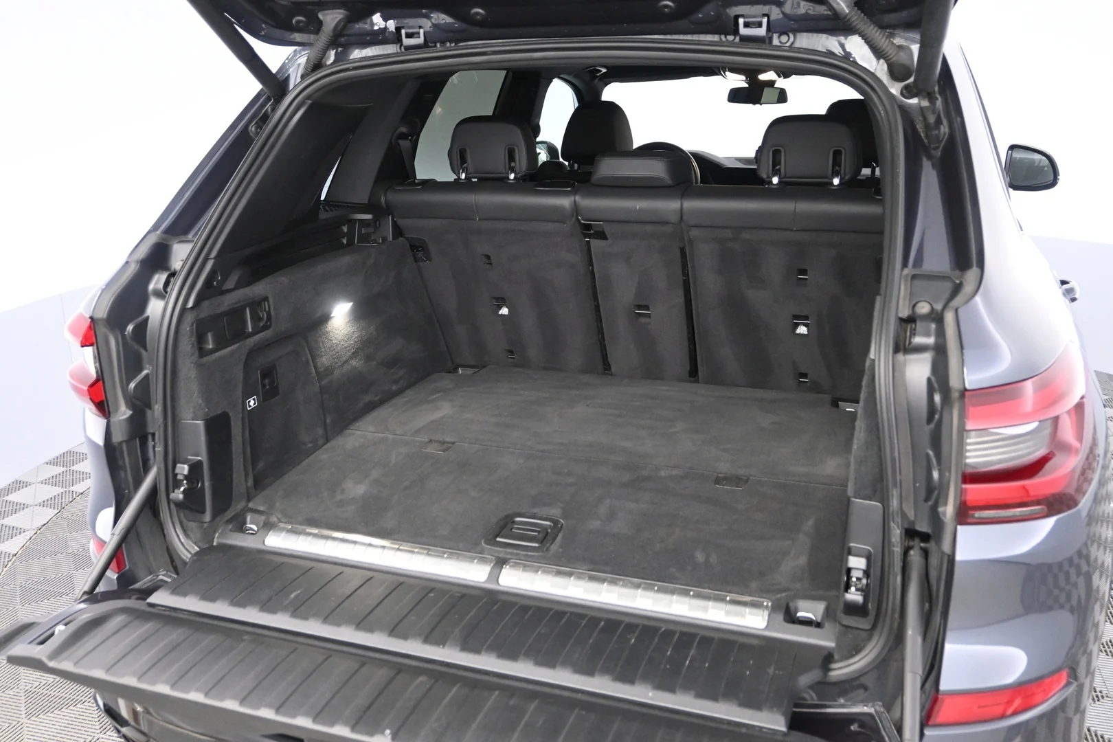 Car Image - 5kEId7ebCWwMNjn6fxMHky