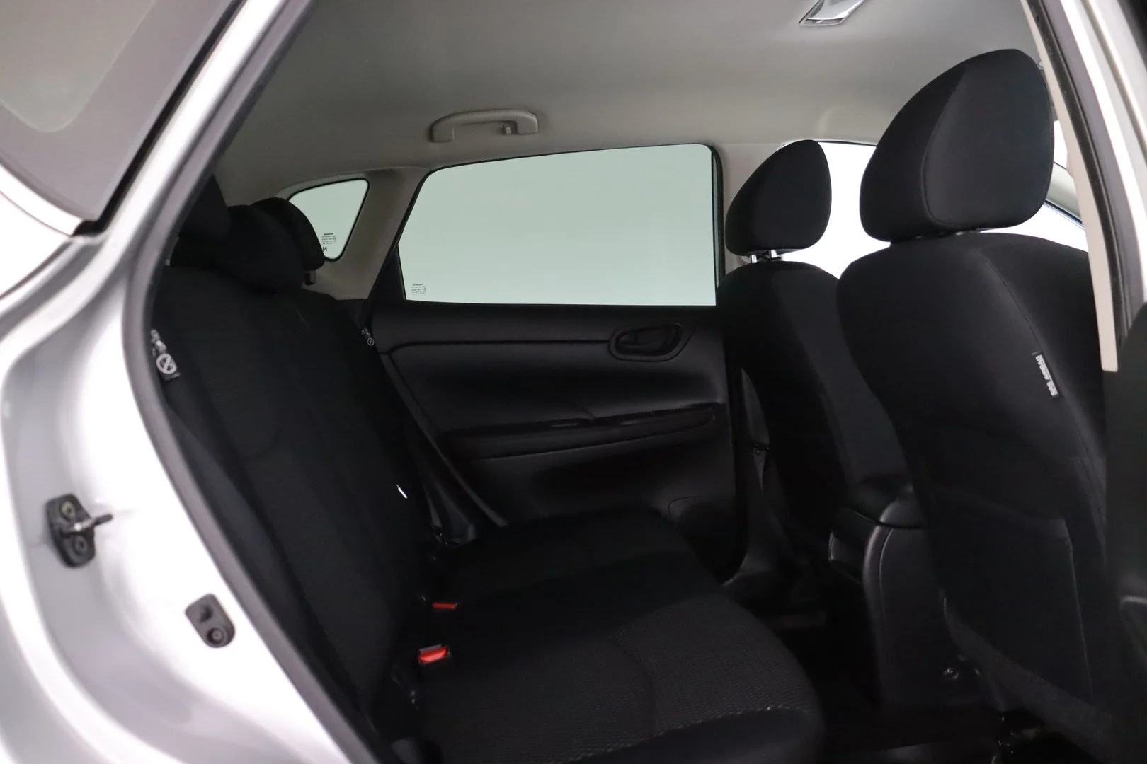 Car Image - 2PiuxTWLw0jg3DFiuqRpy5