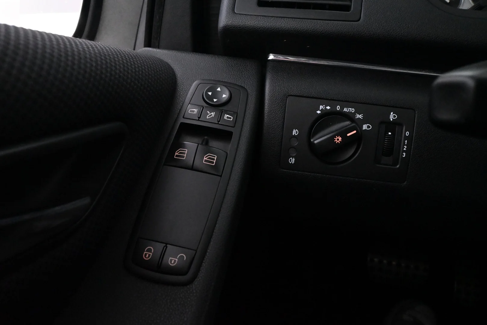 Car Image - 5FVpvTQEGDXLWurnyleZp9