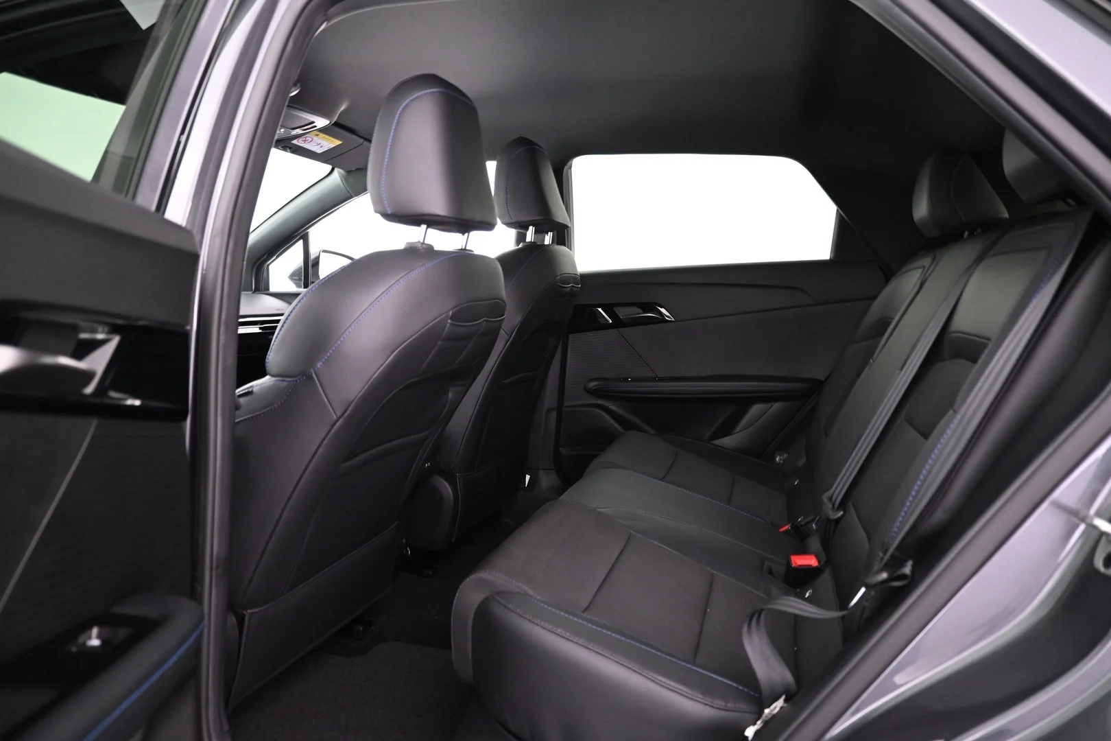 Car Image - 68P72B5JpIPTCa9LuWnlql