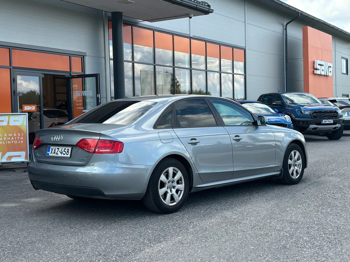 Car Image - 1fCBXl6pbXBuCnSmoX5ELd