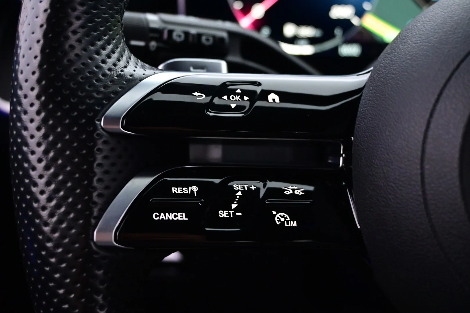 Car Image - 4NhENmLpaE4iPwx3eWLLt2