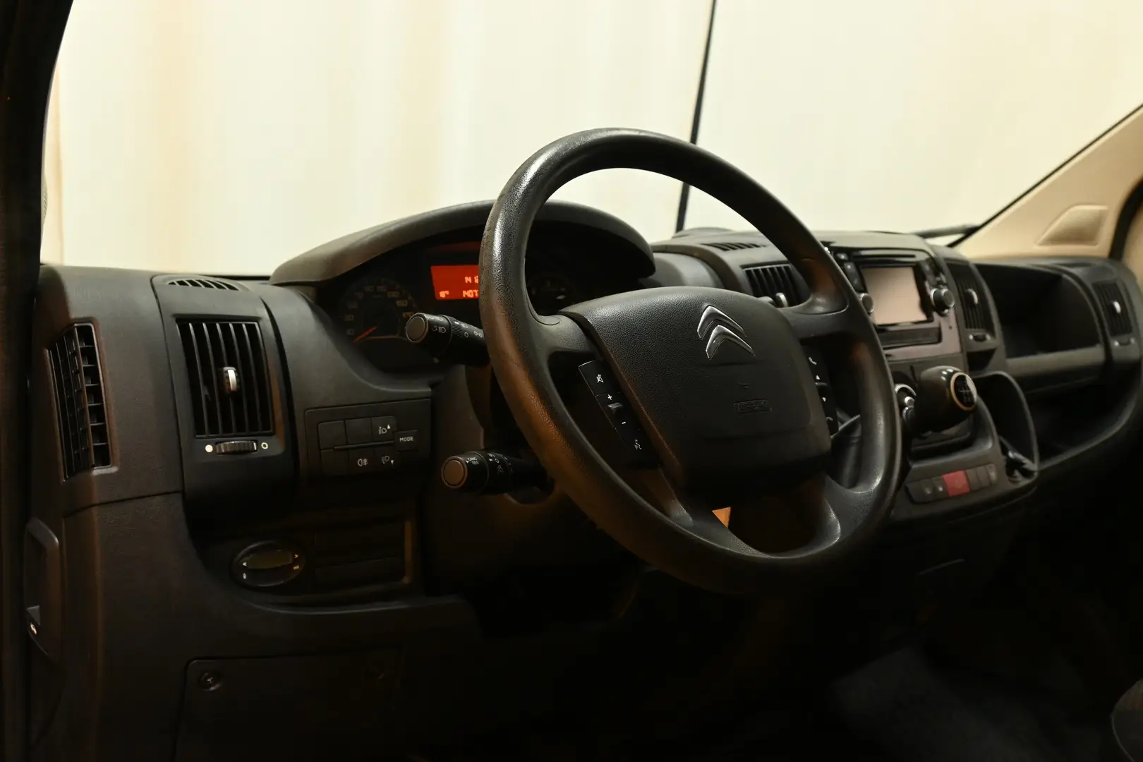Car Image - 7wMcCYPKJJU2j4BIoUlRDE
