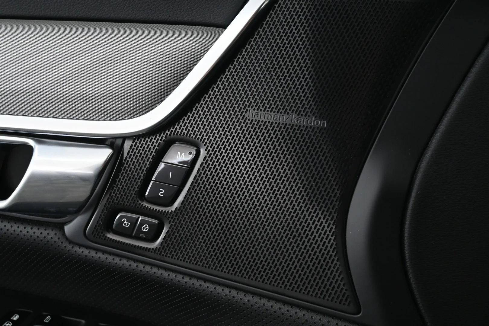Car Image - 5SO8HpTt9etjuxU30X2W6L