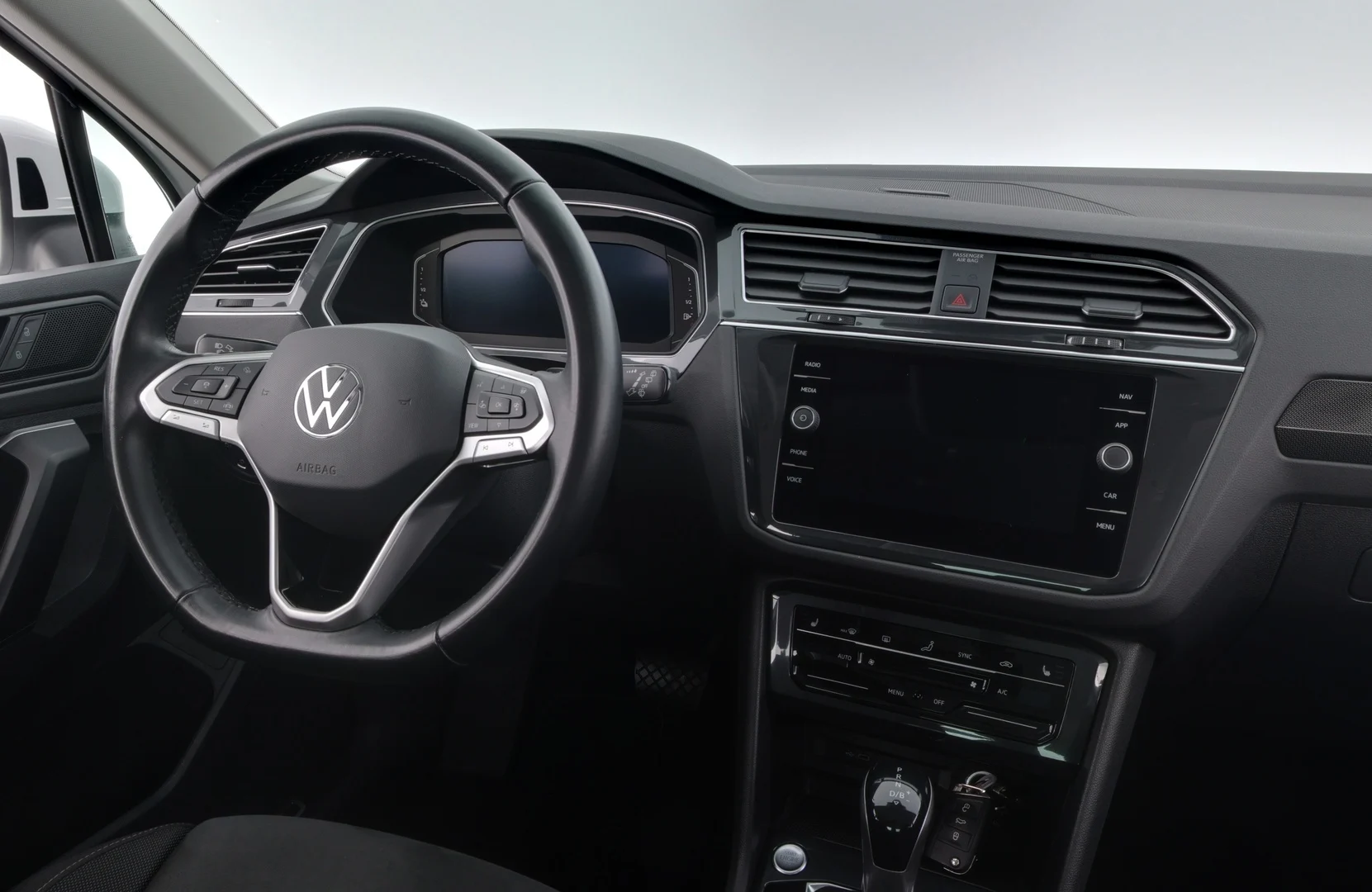 Car Image - 5xwidPIaMcuBr45jGYDWsj