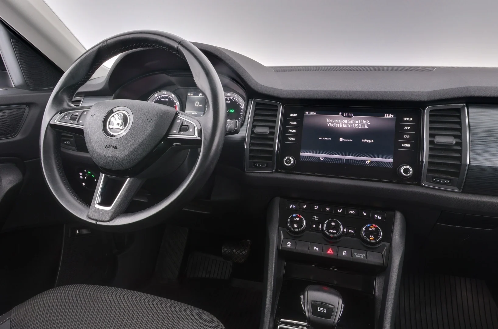 Car Image - 5DtuxscPTD3RSYUuevn1hH