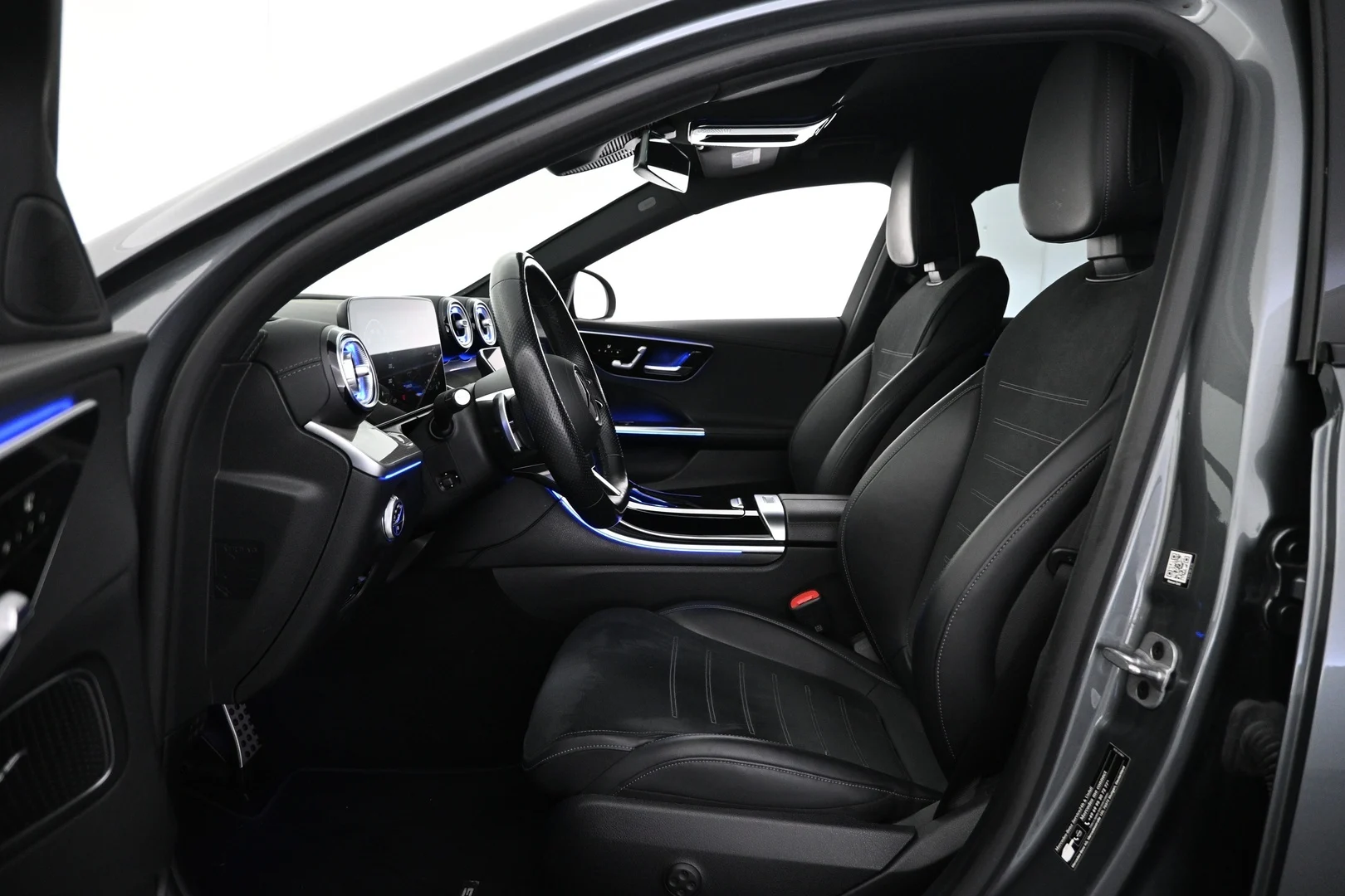Car Image - 3C3JrqKZDJW1kZarItJbLI