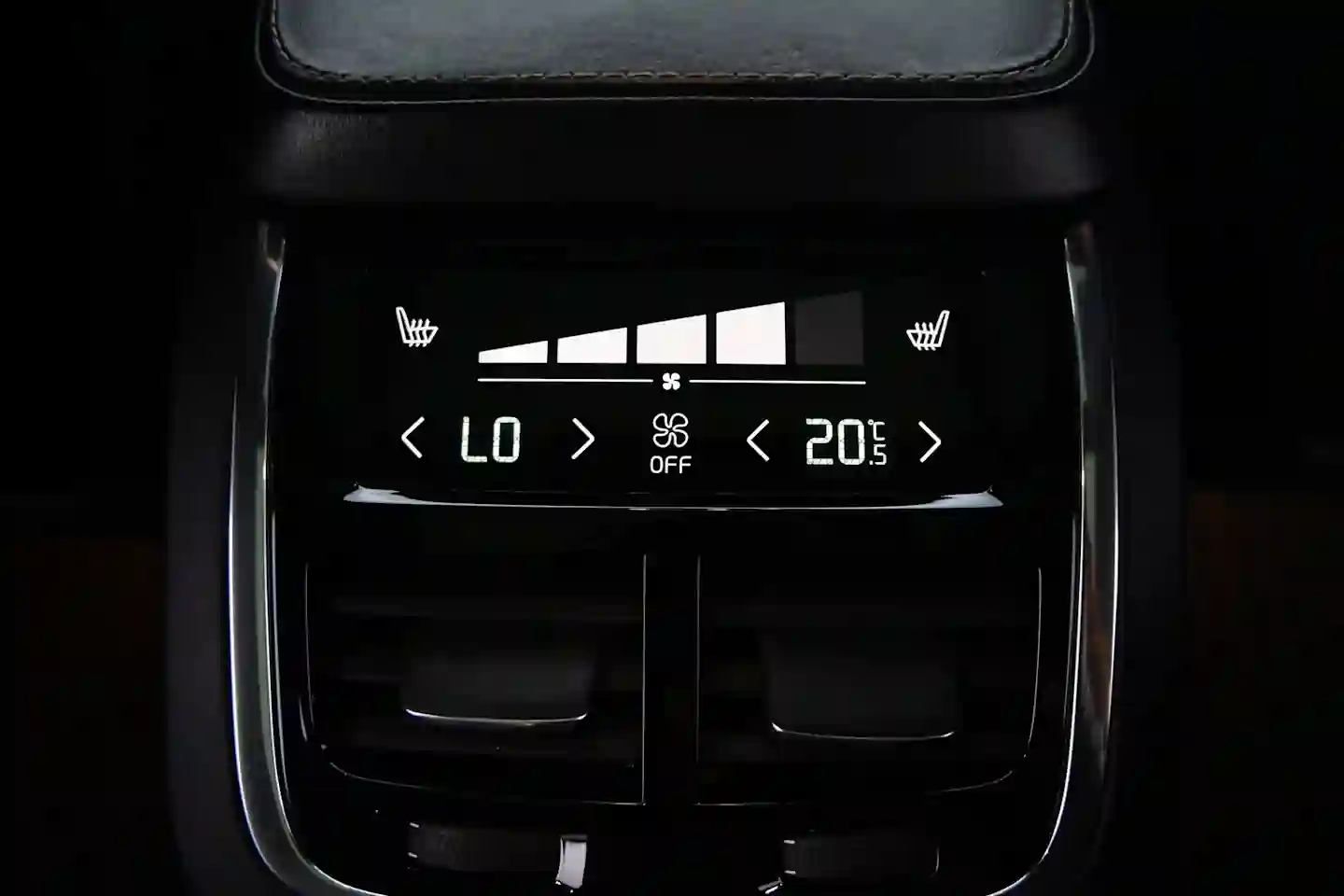 Car Image - 60AjwsUXT6zgZrcHPcfuCD