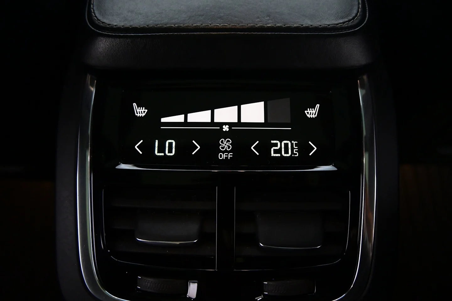 Car Image - 60AjwsUXT6zgZrcHPcfuCD
