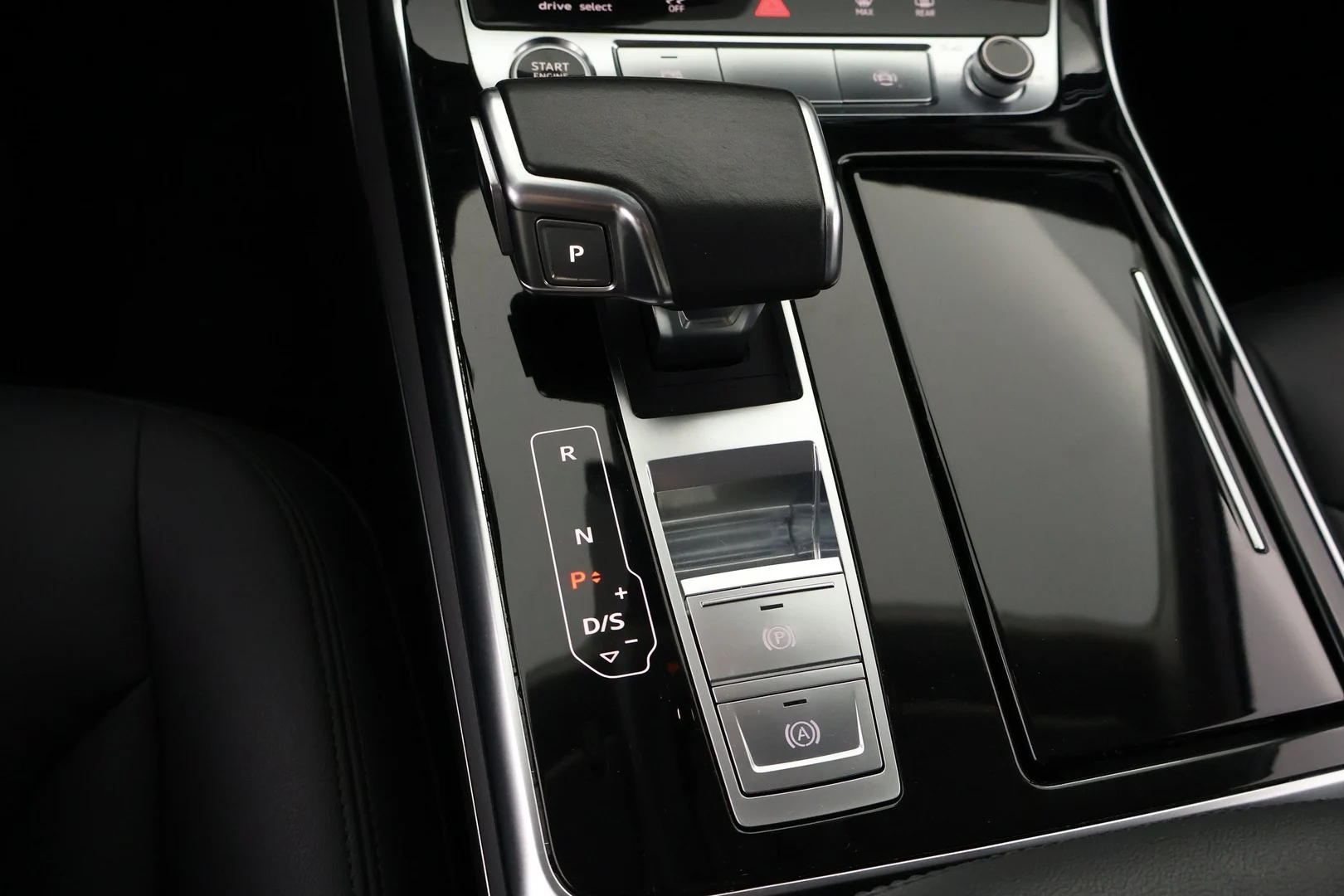 Car Image - 3jDUS2rPJMcS5LQoTwdqzP