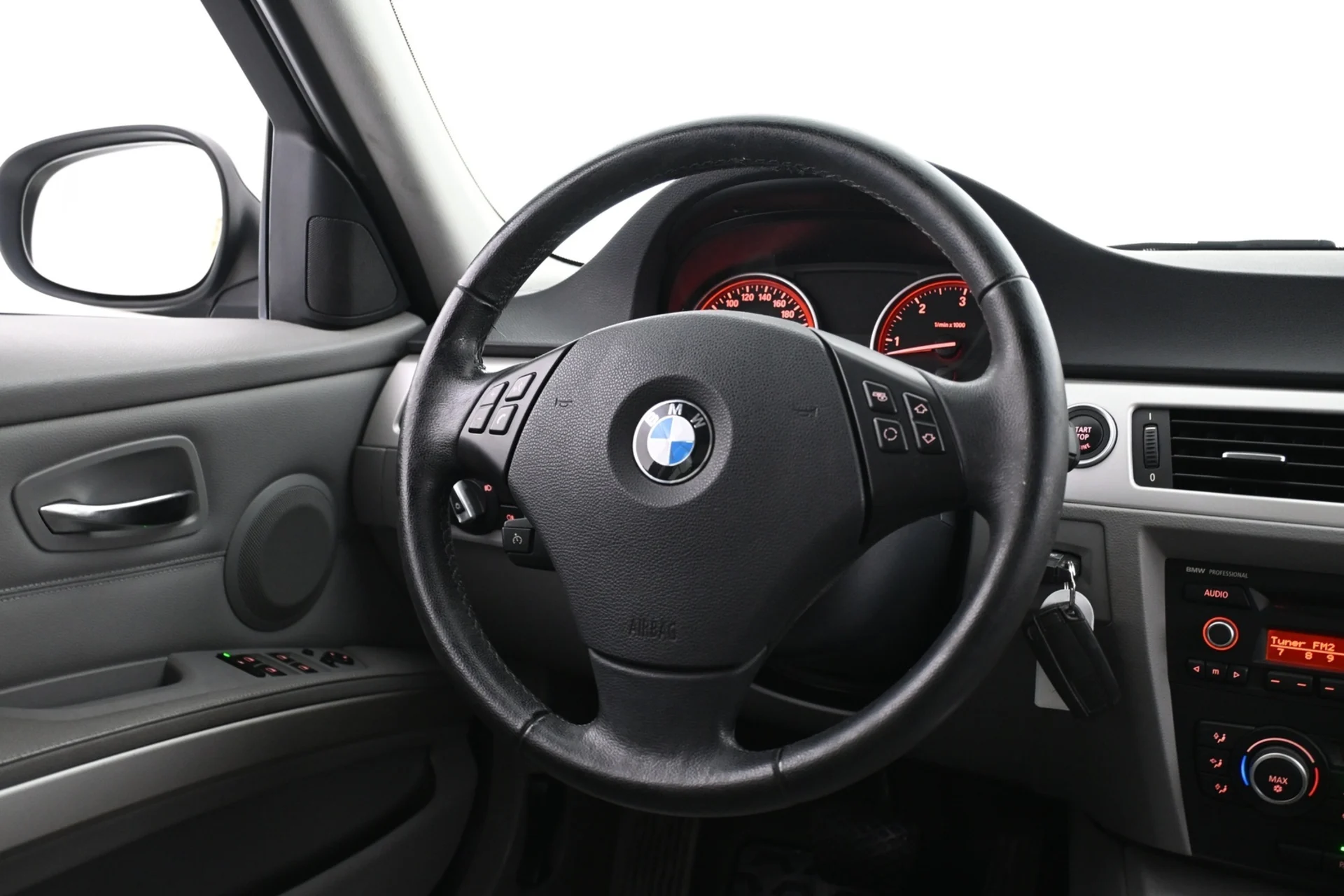 Car Image - 7aTn3VUXcLH2TNZvSbLhYU