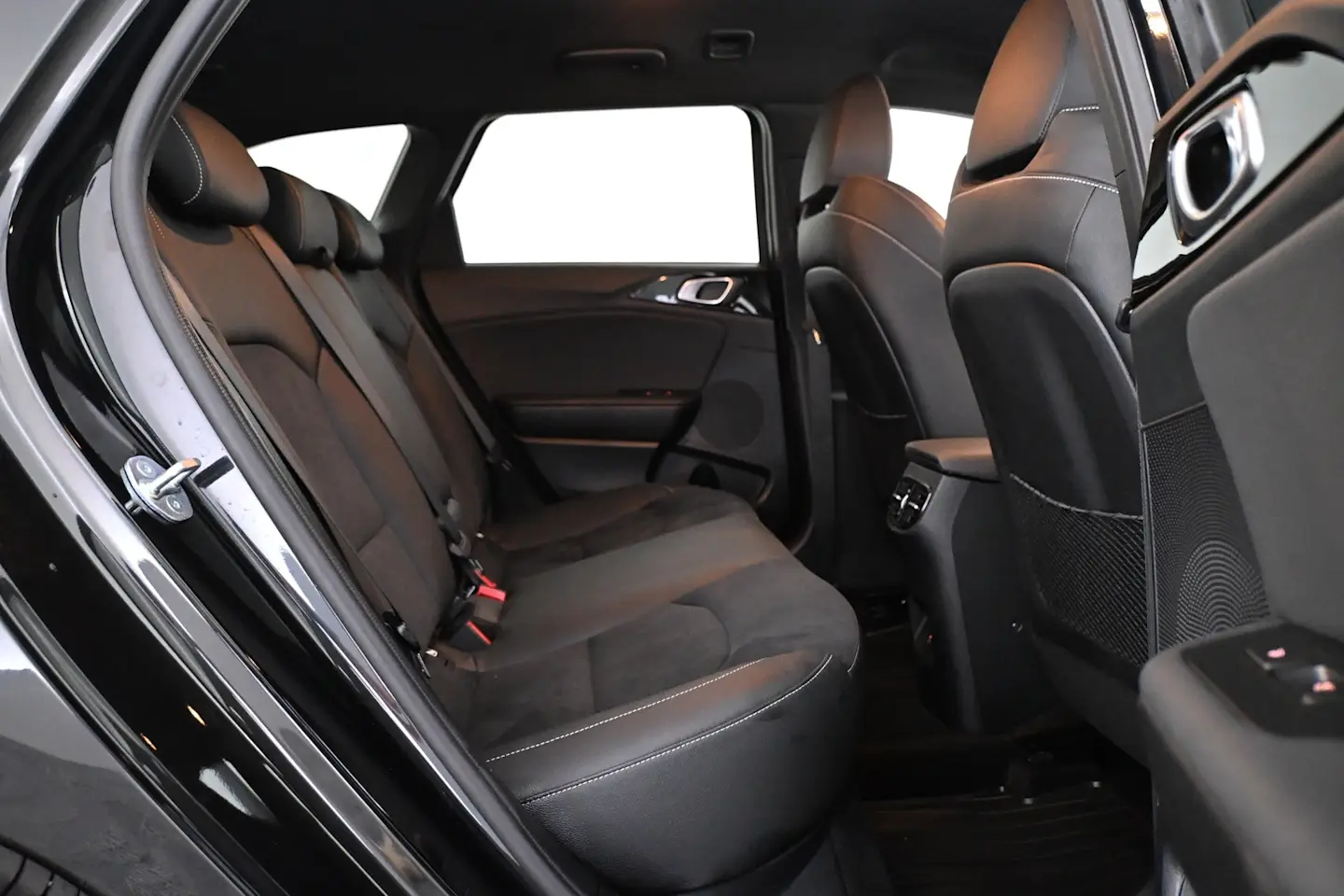 Car Image - 1BsqSVFJw5uMhX5GsOhuuo