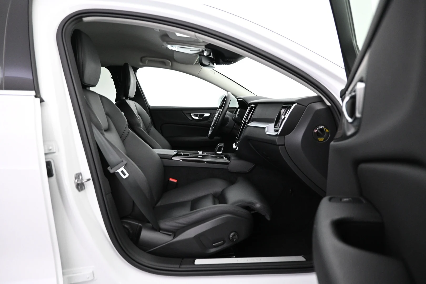 Car Image - 7tR9vjlGkJFBjVAwClm4Xe