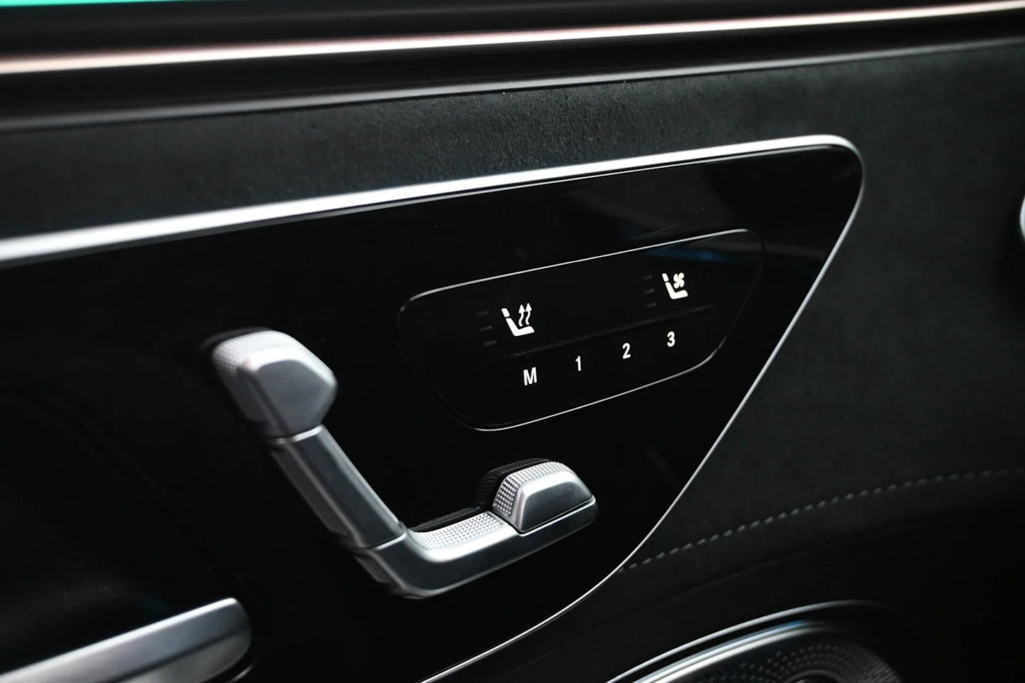 Car Image - 7tN7AoOpuQoHCrWbvqMLU7