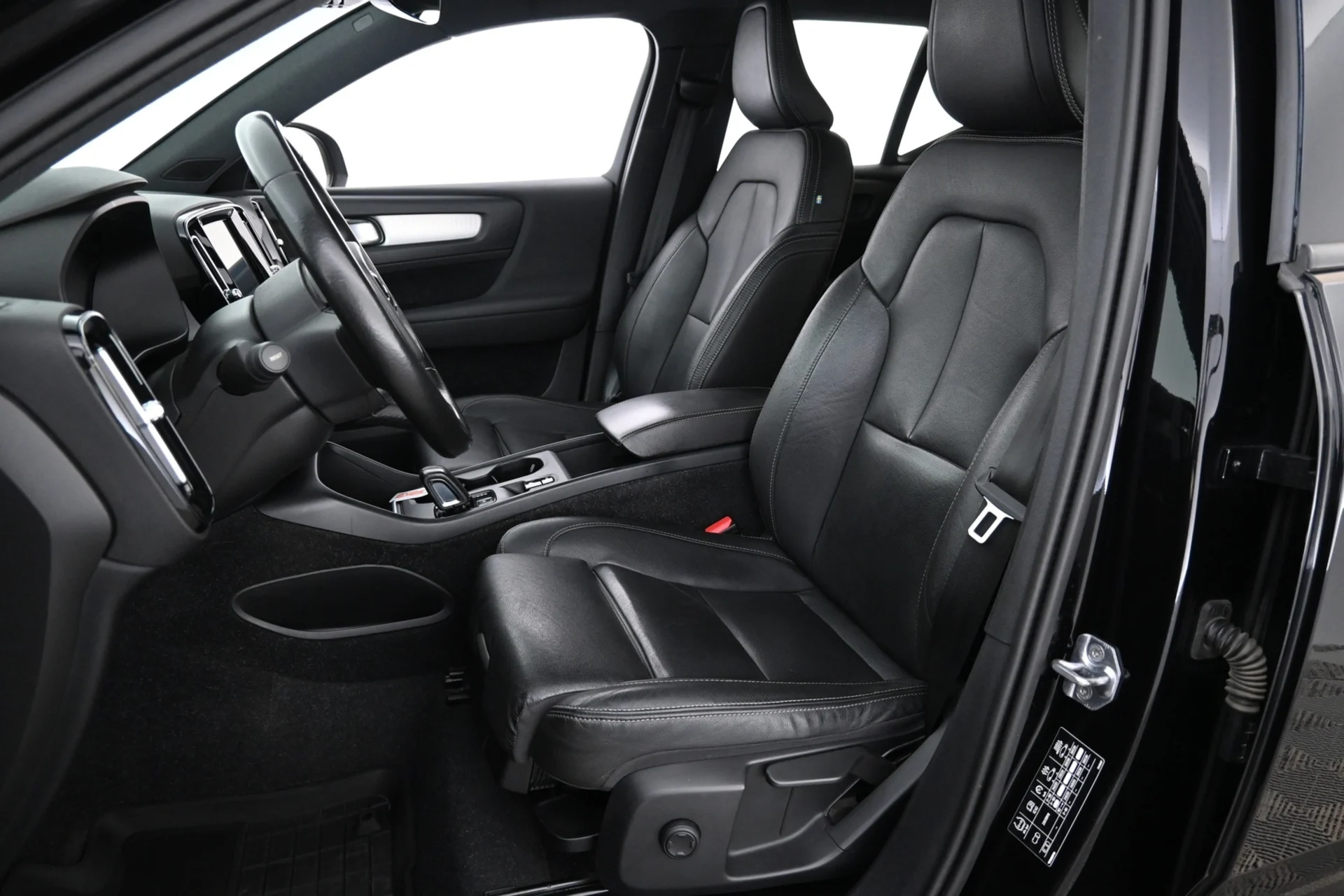 Car Image - 7vbK1mgiU6LkDmFKbMHxrU