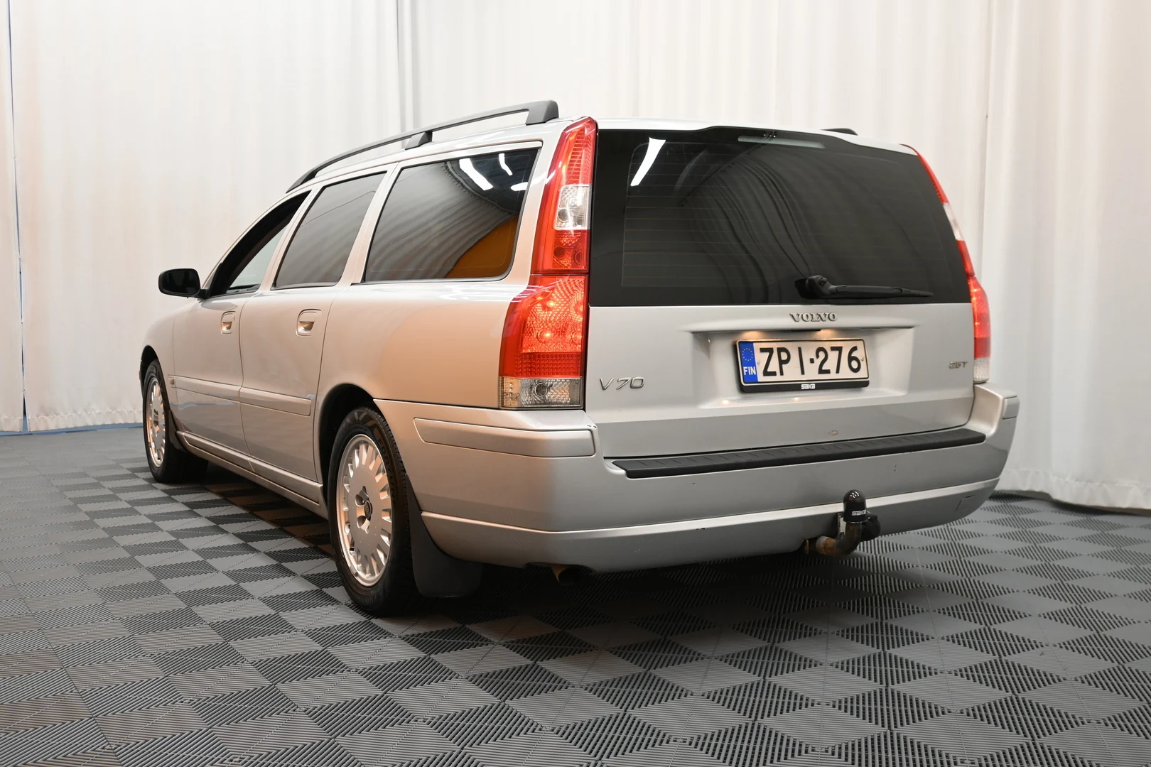 Car Image - 7HyVUKXXcH5WHTI9VZbp92