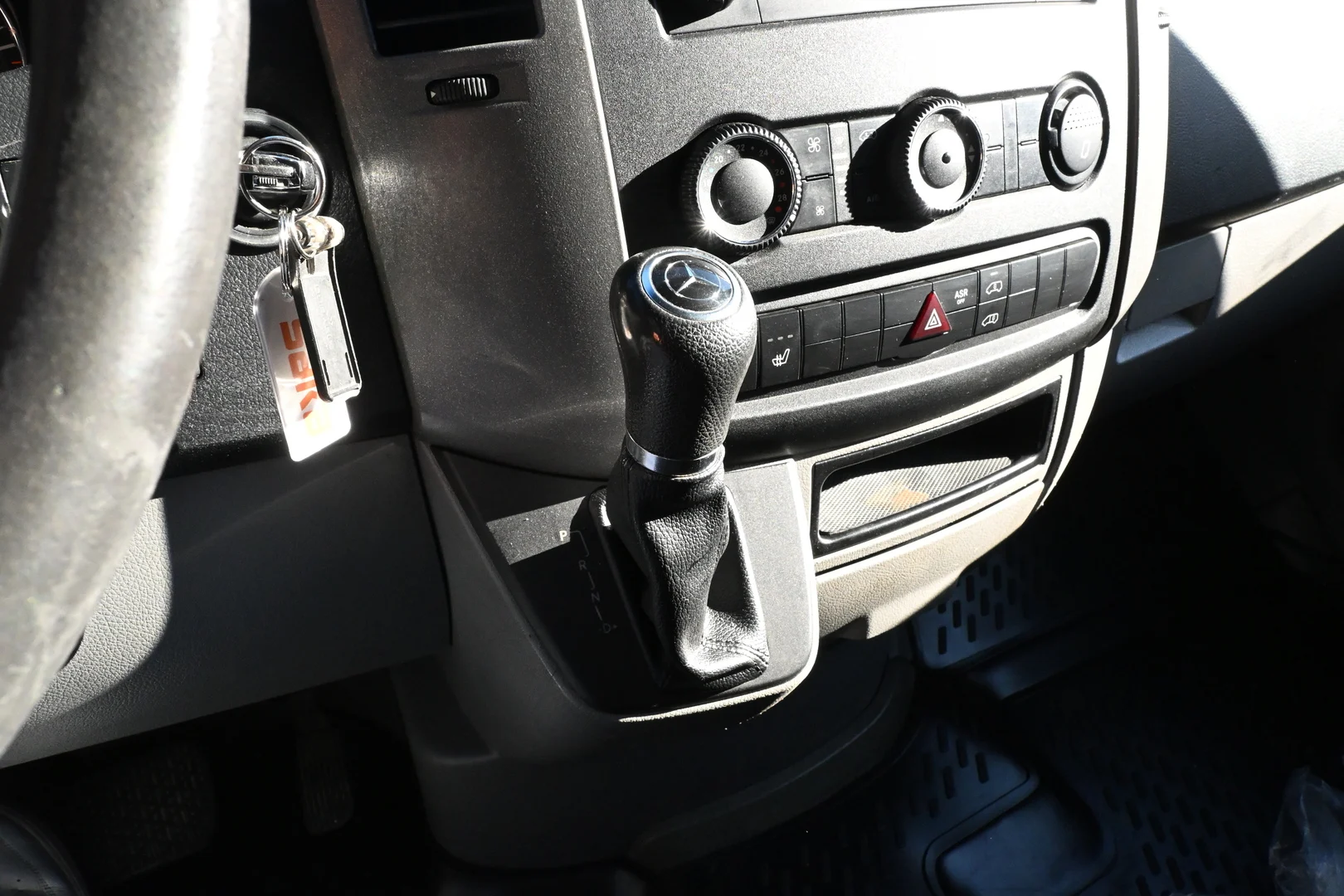 Car Image - 1LzQFhSKA9xlrsuJf2gI8g