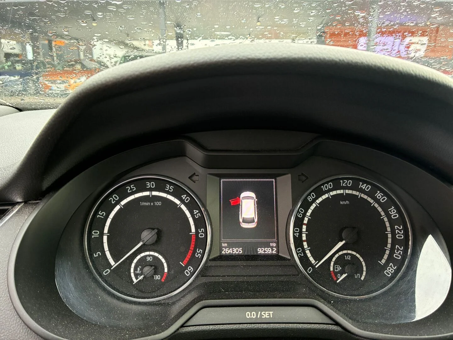 Car Image - 3kUgt54nltf7PWx54mkp5U