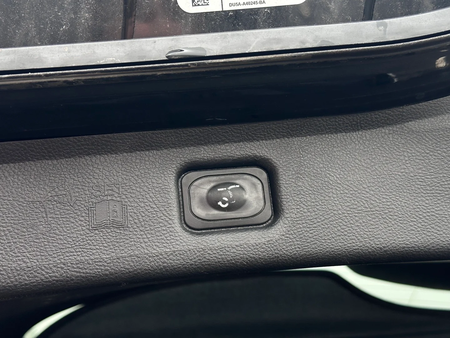 Car Image - 5Z8NEytwE6cKbygE3DerSa