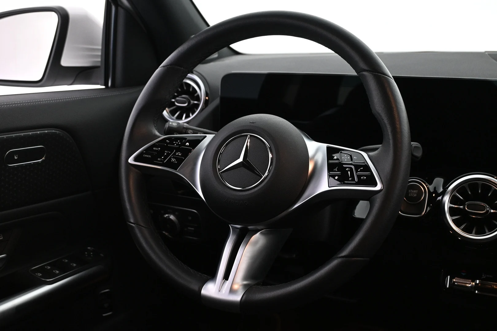 Car Image - 1aHYKO0f1gTQdjNEaCkgut
