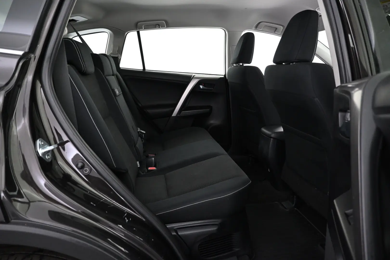 Car Image - 7sZgdb97TKeWnxaDvEXtqX