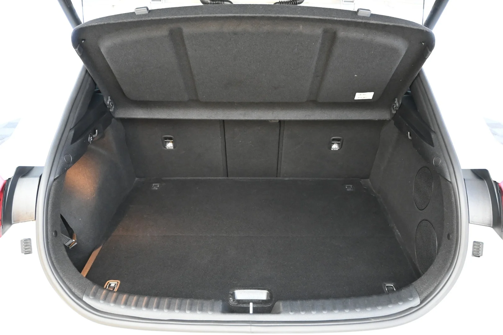 Car Image - 2akwSyRCRKP8xqkCBsPG88