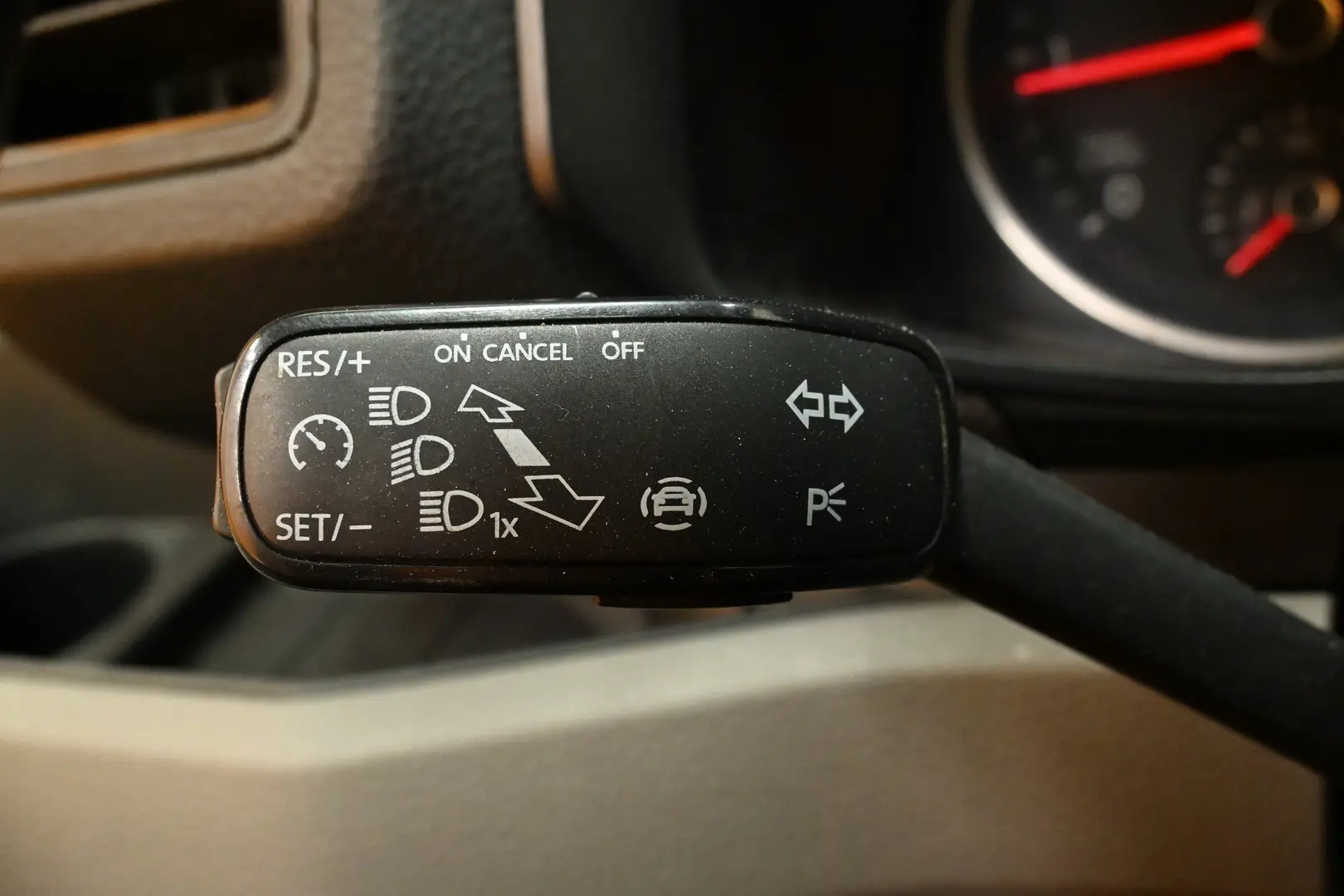Car Image - 3C2apnOmIG7NCf7L7GOF7D