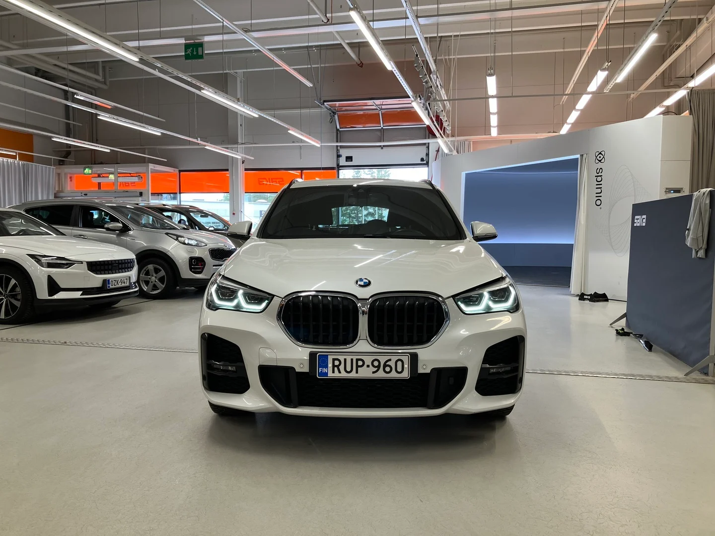 Car Image - 4s9v6Lw58wbQhU9aVJ6O60