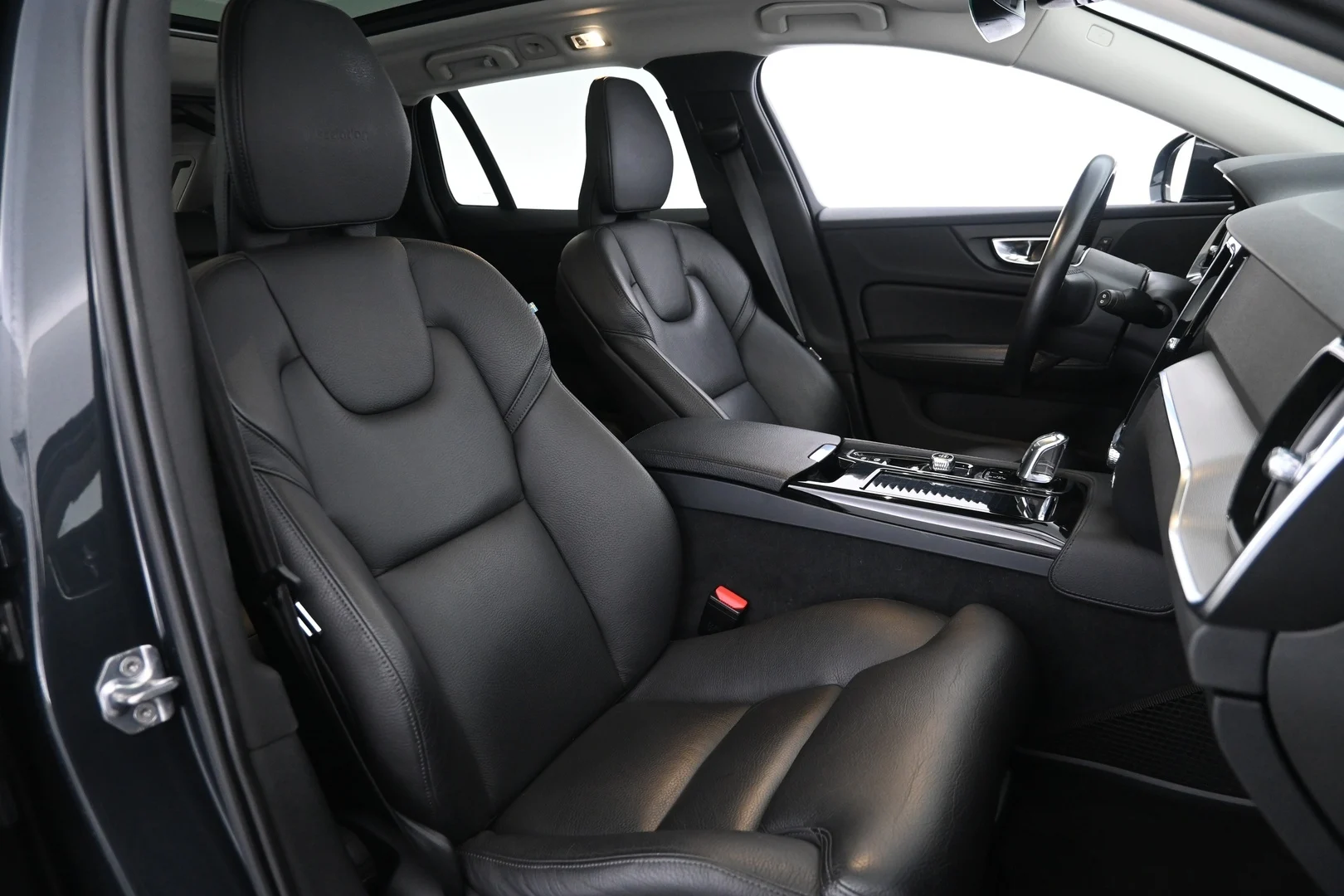 Car Image - 6oaWxw5sNogASiD0FxAfGR