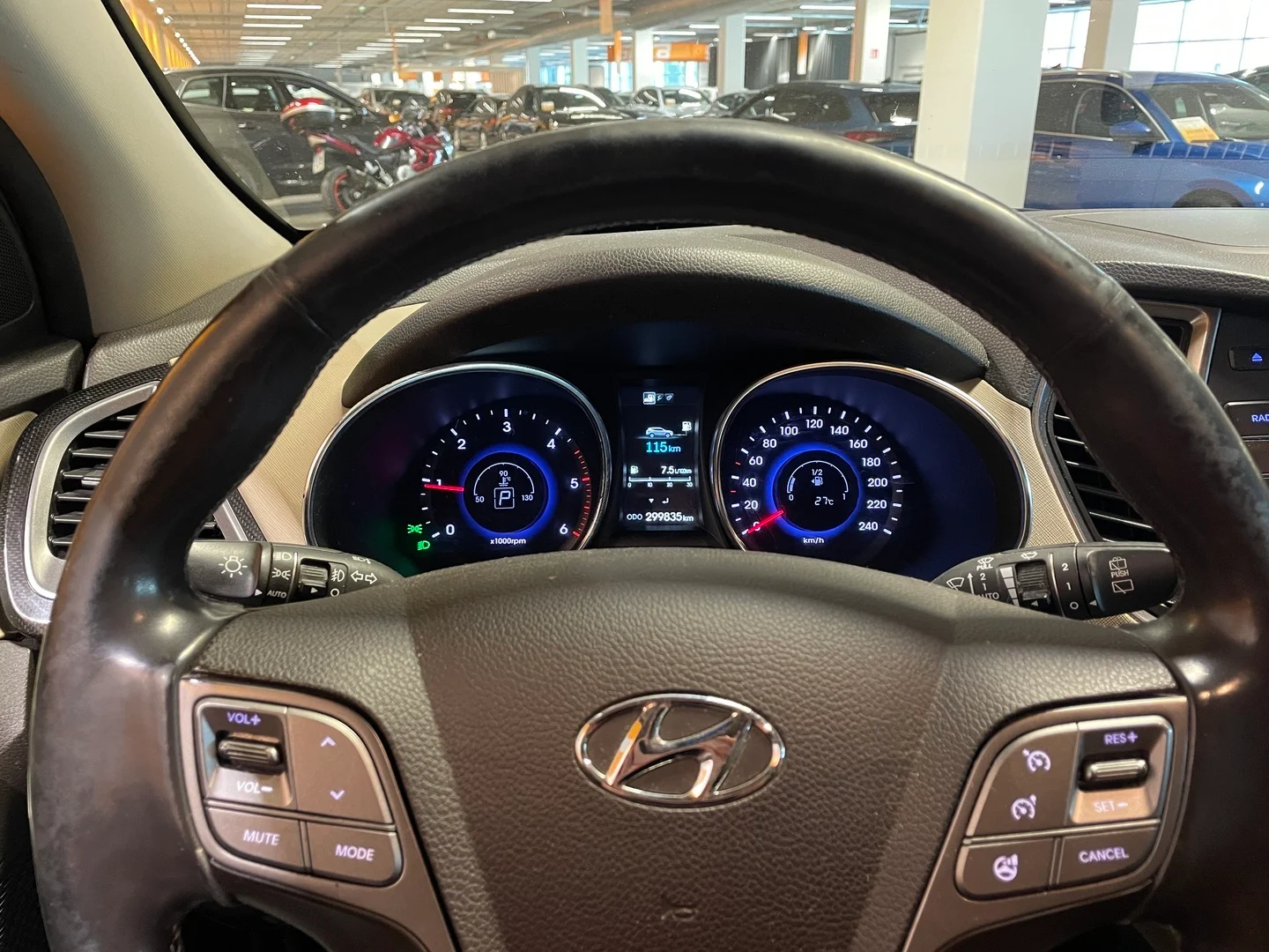 Car Image - 6v4qwP4yvHYENLs3DhmXGw
