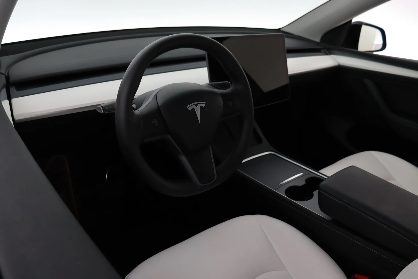 Car Image - 7BEBzDjsdRikmltNbT9Rft